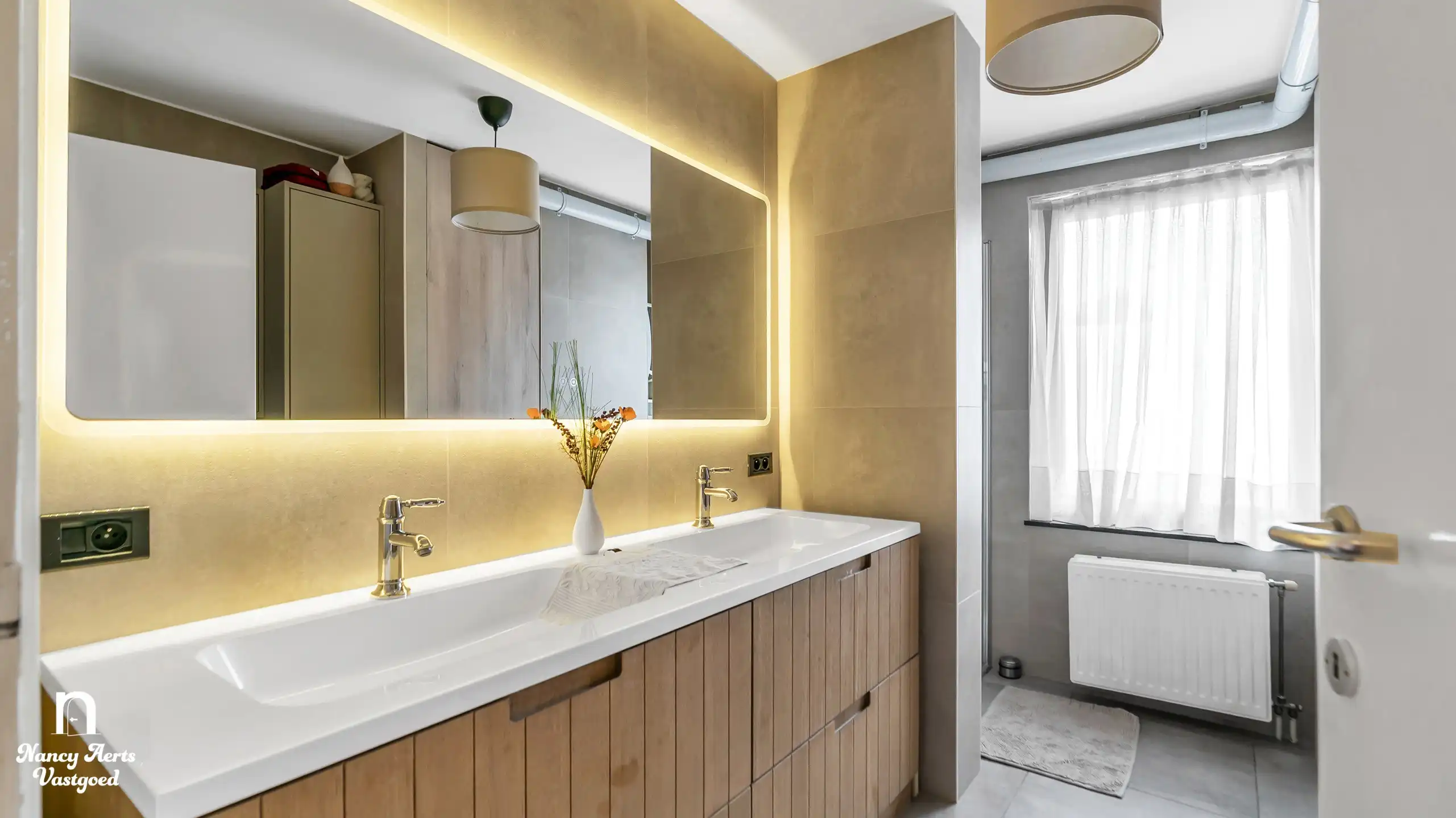 Lichtrijke duplex met open indeling en 3 slaapkamers foto 20