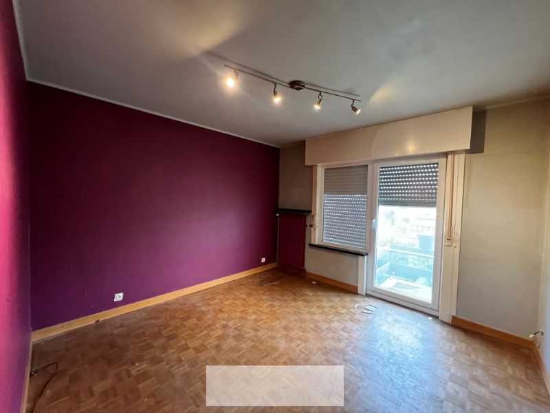 VERLAAGDE PRIJS! APPARTEMENT MET STAANPLAATS foto 8