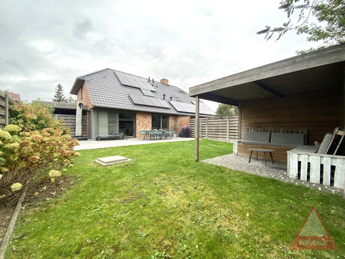 Moorslede – Instapklare woning met carport en tuin foto 19