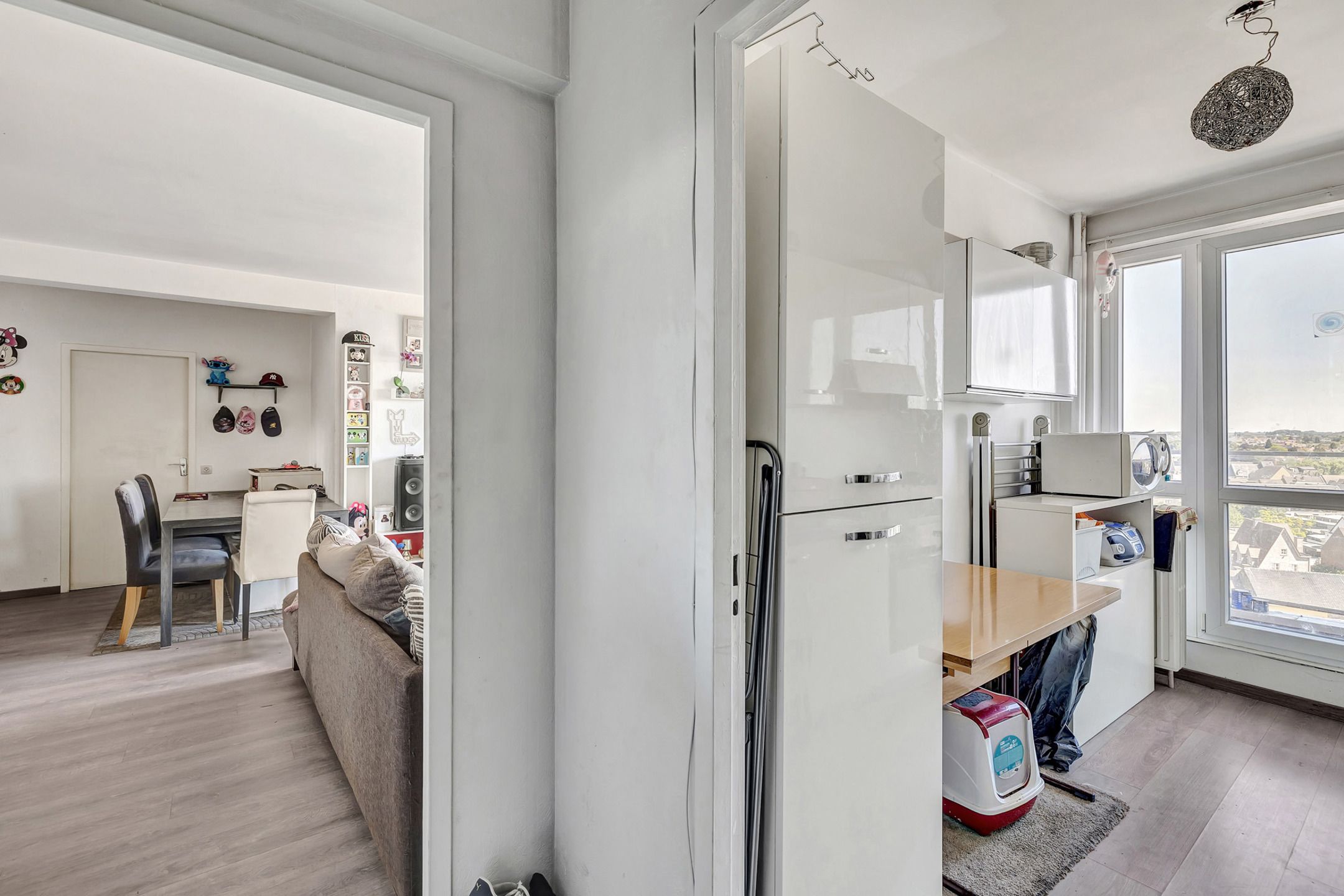 Gerenoveerd appartement met twee slaapkamers in Aalst foto 5