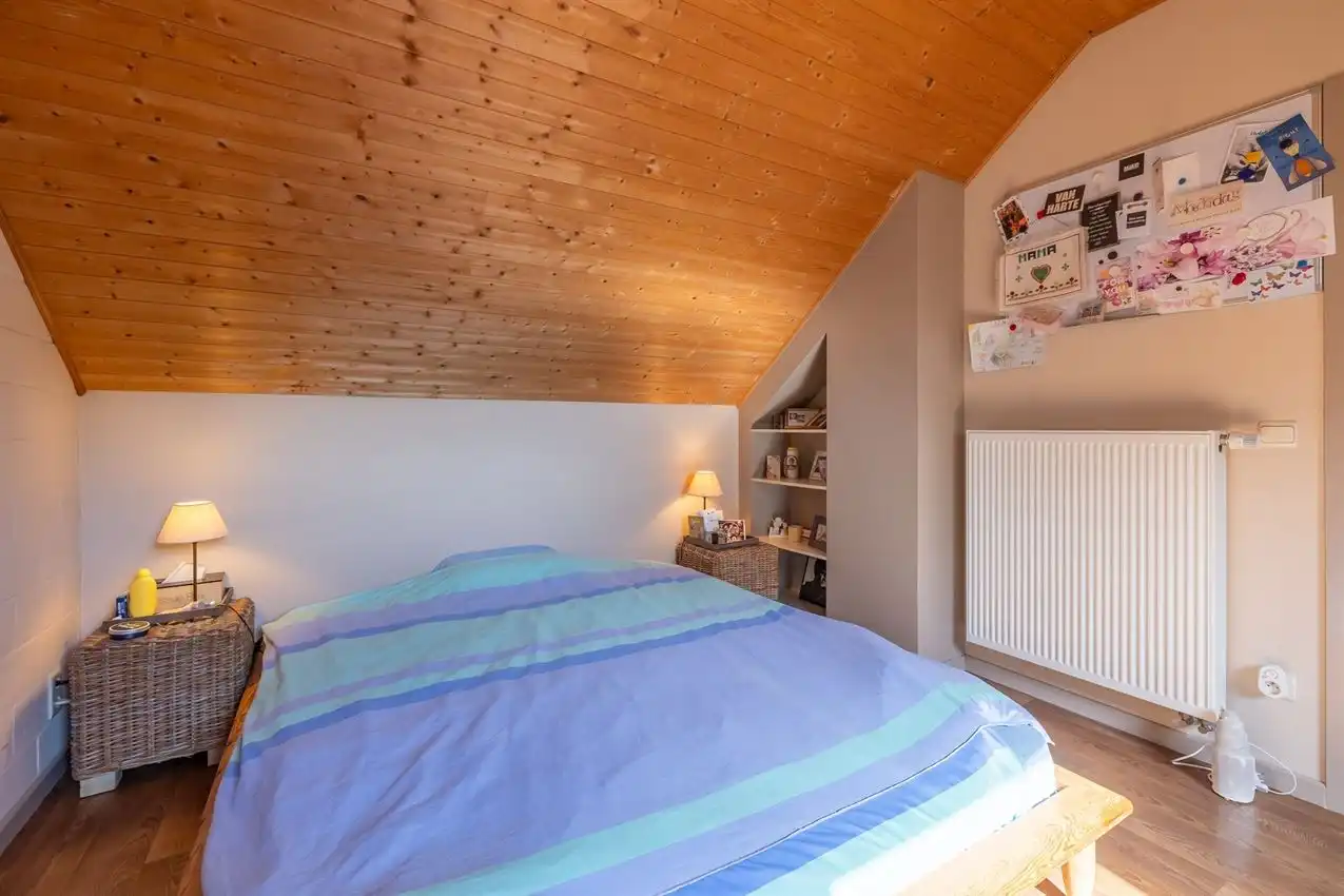 Karaktervolle en instapklare woning met zonnige tuin nabij het Gras- en Crauwelsbos foto 32