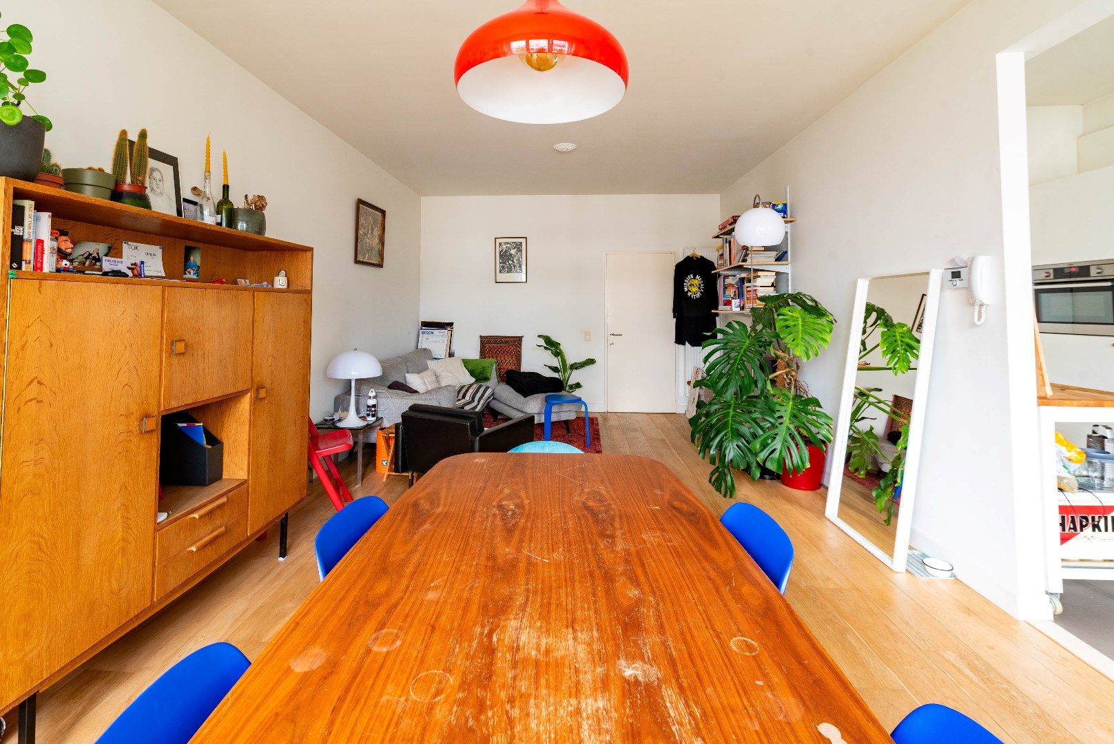 Ruim en licht 2-slaapkamerappartement op toplocatie in Antwerpen foto 4