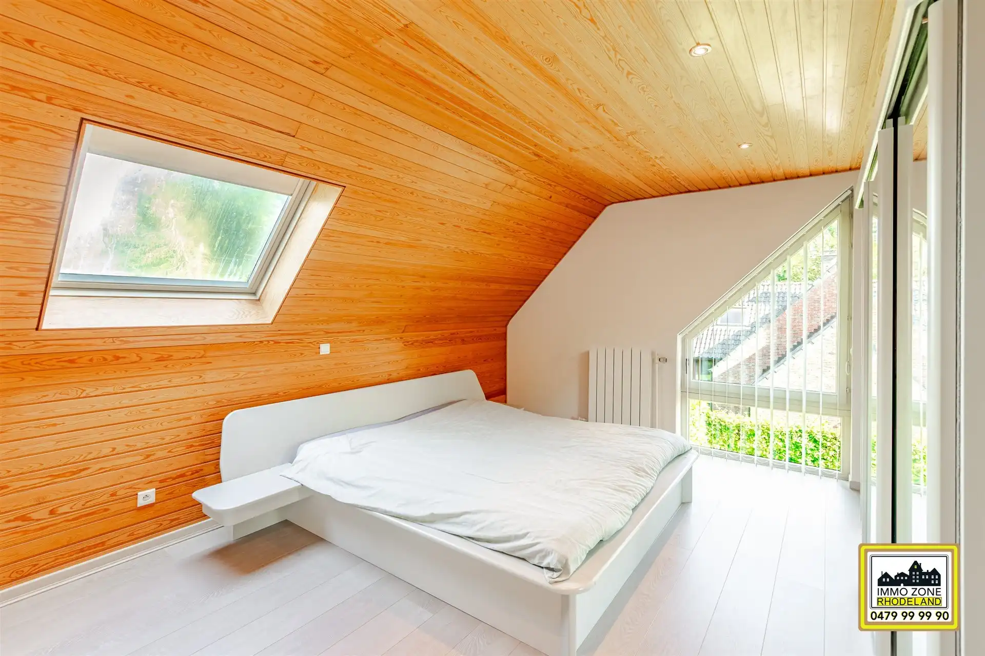 Prachtige villa met grote tuin met ideale ligging foto 21