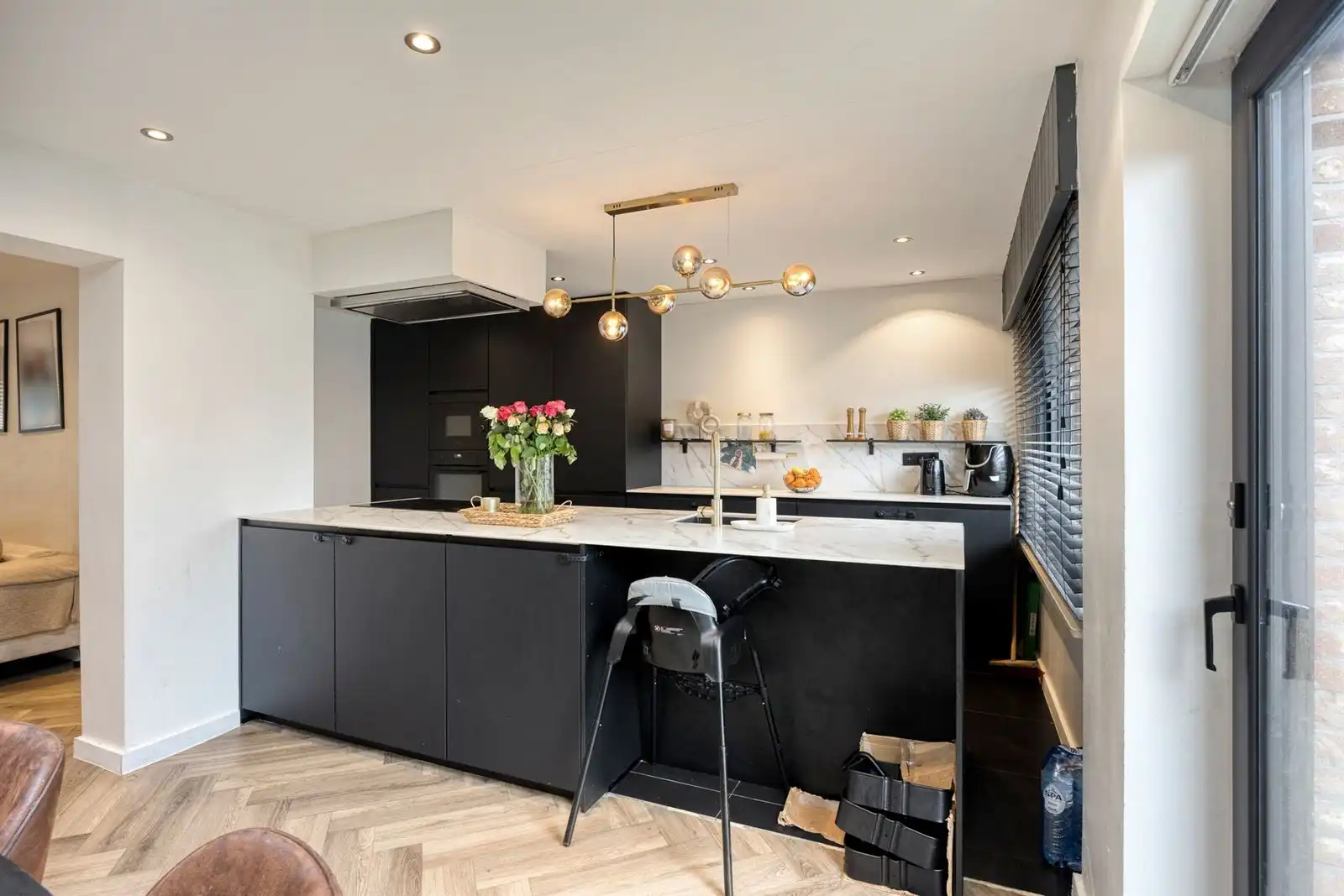 HOB met 3 slpk, garage en tuin foto 9