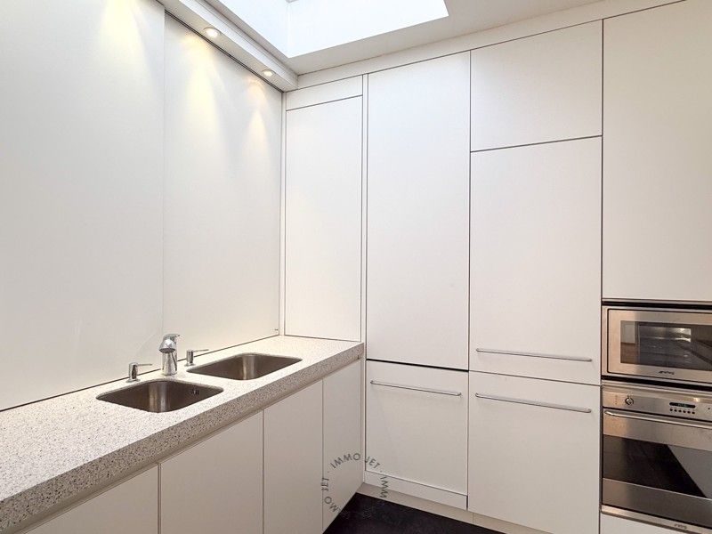 Ruime bel-etagewoning met 3 slaapkamers, tuin en garage foto 10