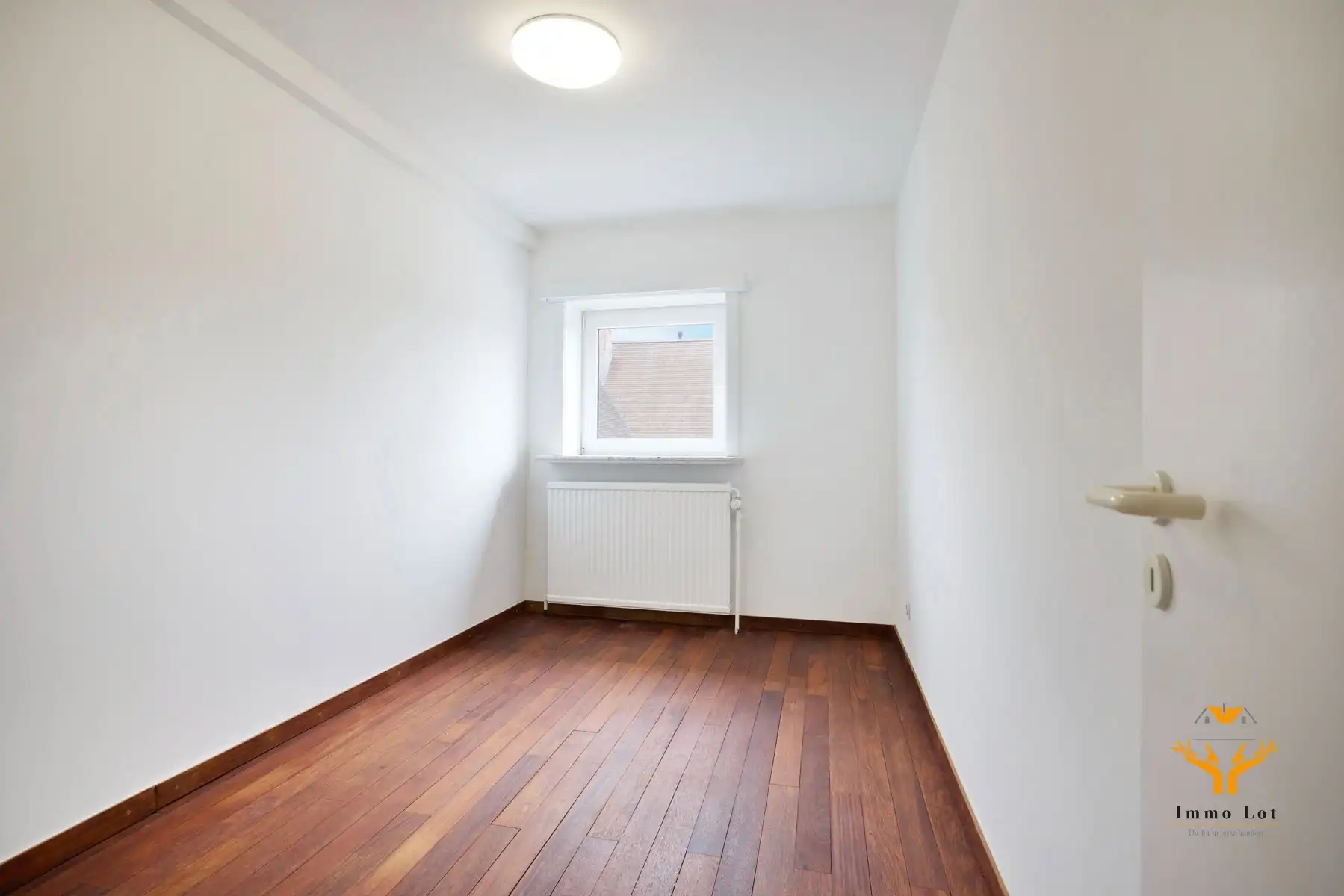 Ruim appartement met panoramisch zicht op het Donkmeer foto 14