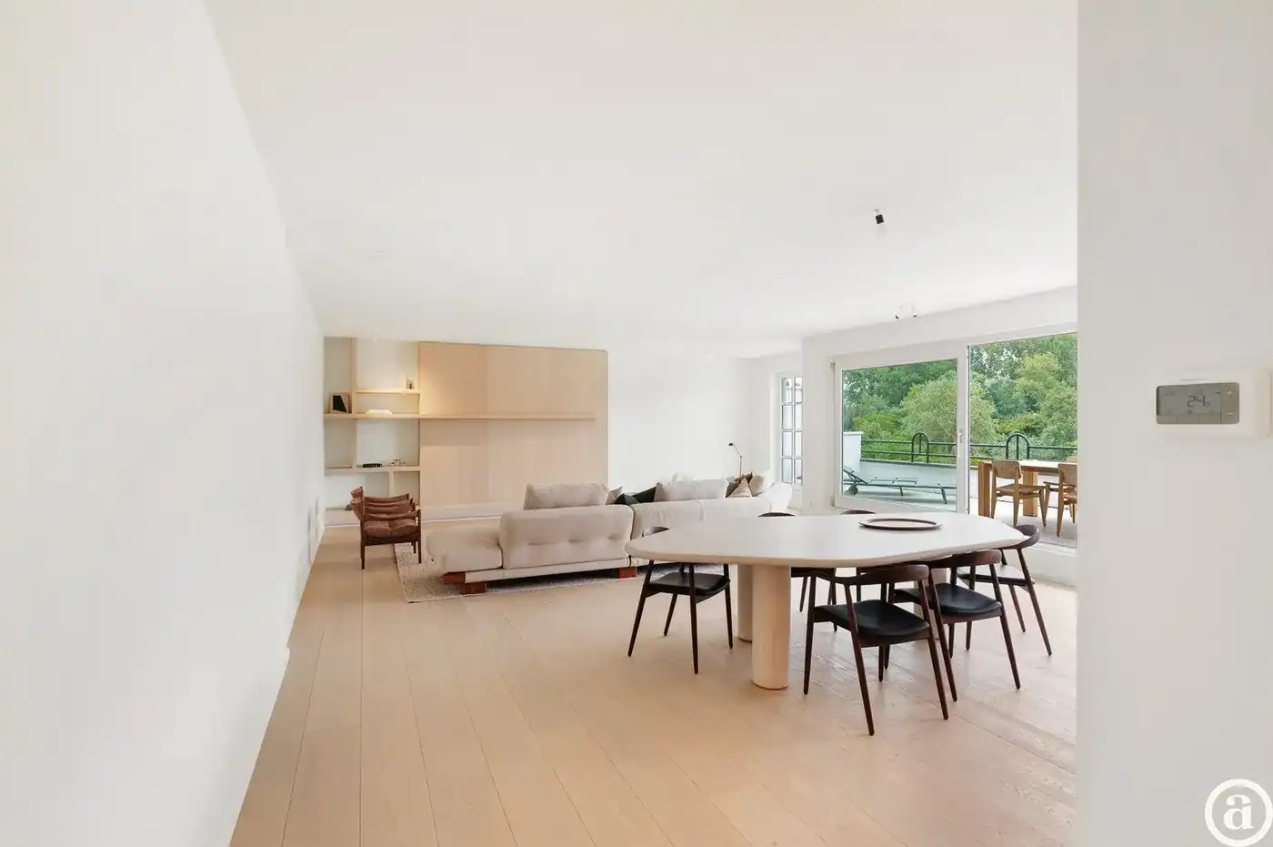 Prachtig gerenoveerd appartement te Zoute Gardens.  foto 8