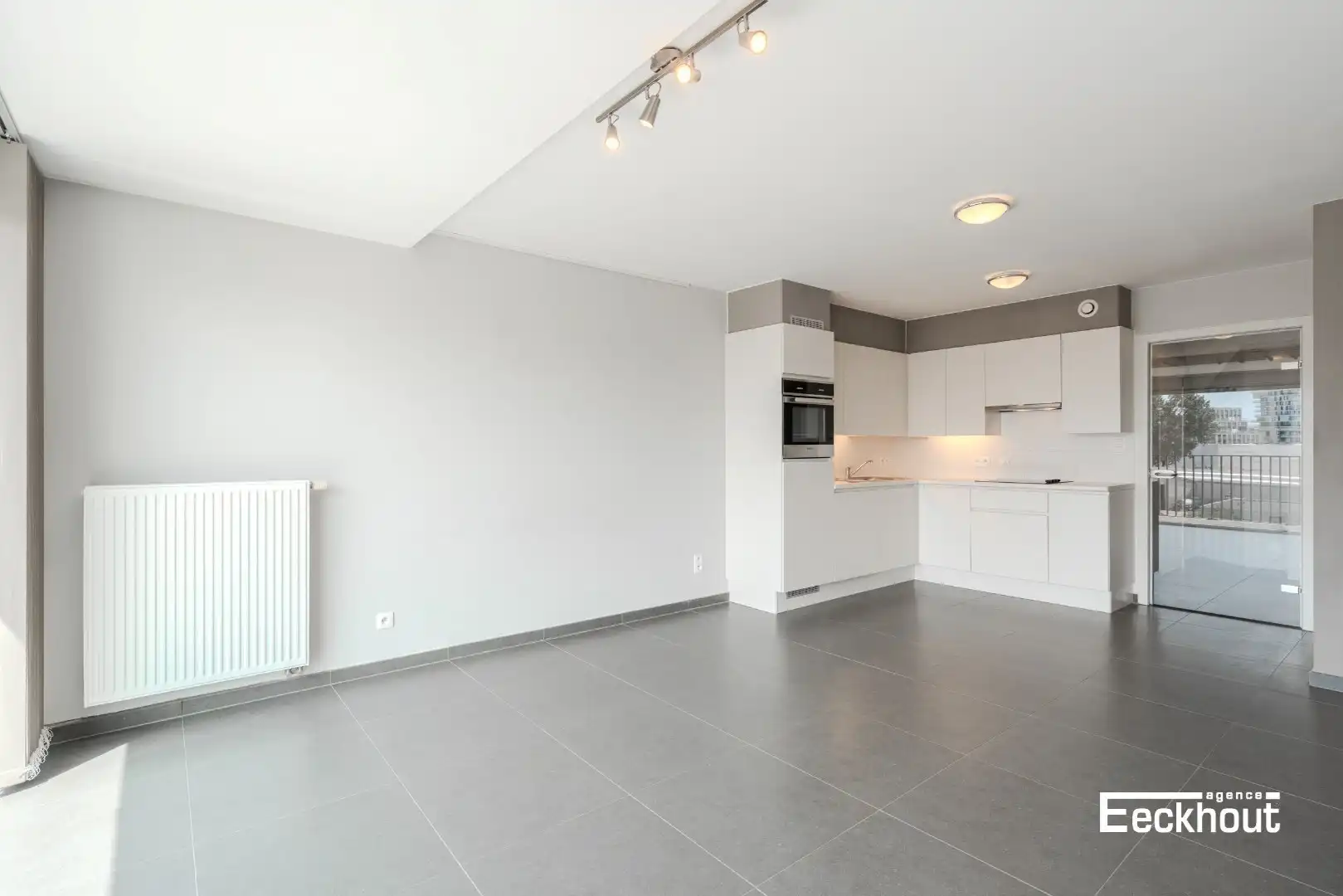 Instapklare studio met groot zonneterras (8m²) en open zicht! foto 3