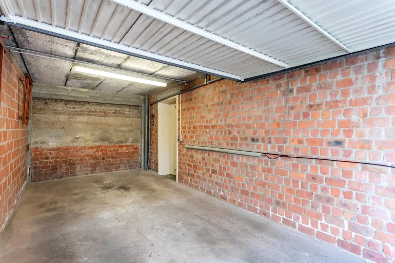 2 slpk app. met terras en garage foto 11