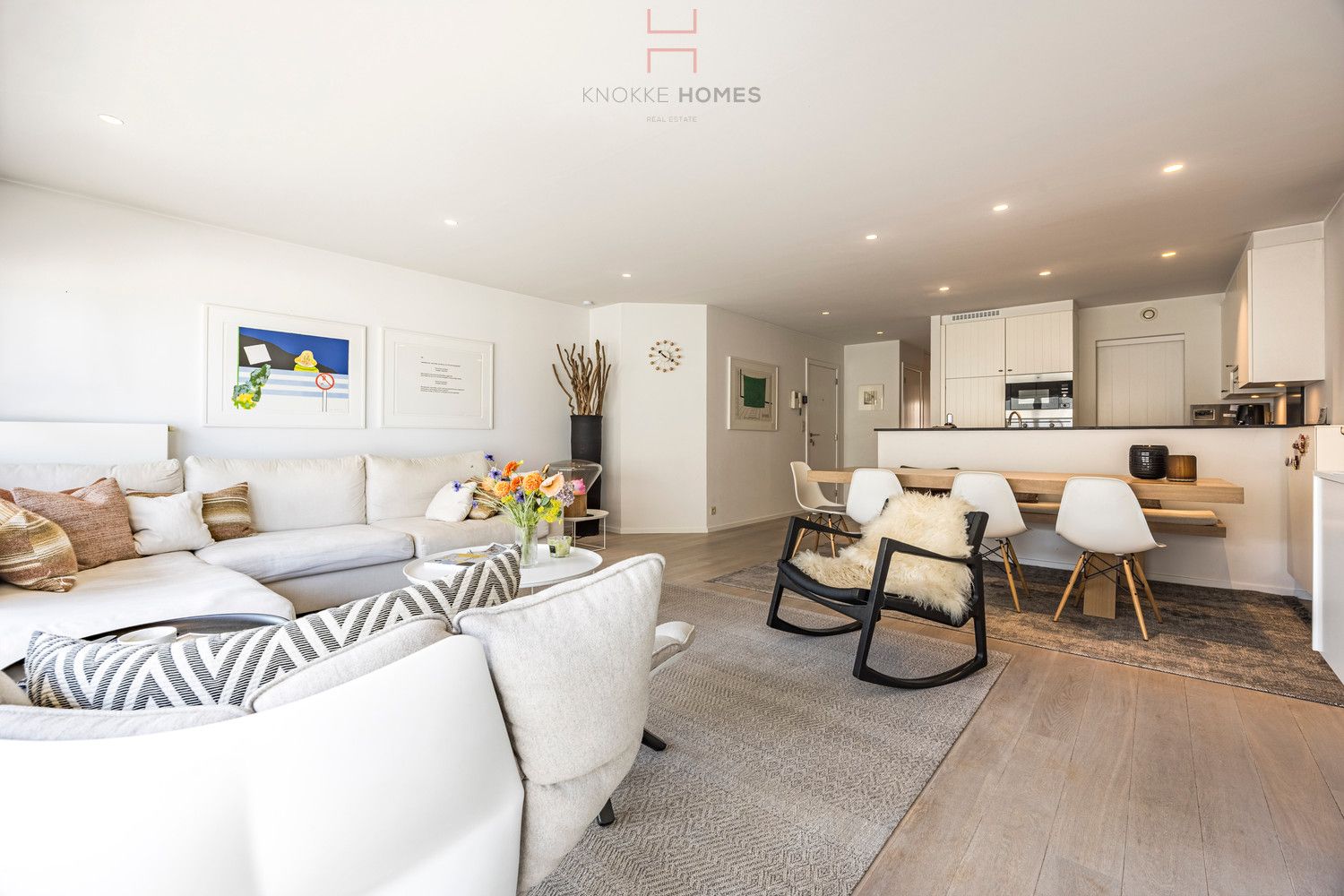 Zeer aangenaam en comfortabel appartement met prachtig zijdelings zeezicht foto 6