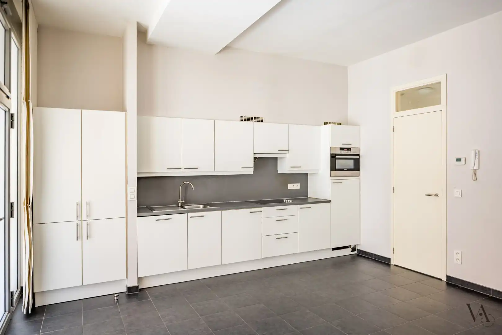 Rustig gelegen appartement met terras en binnentuin in hartje Leuven foto 4