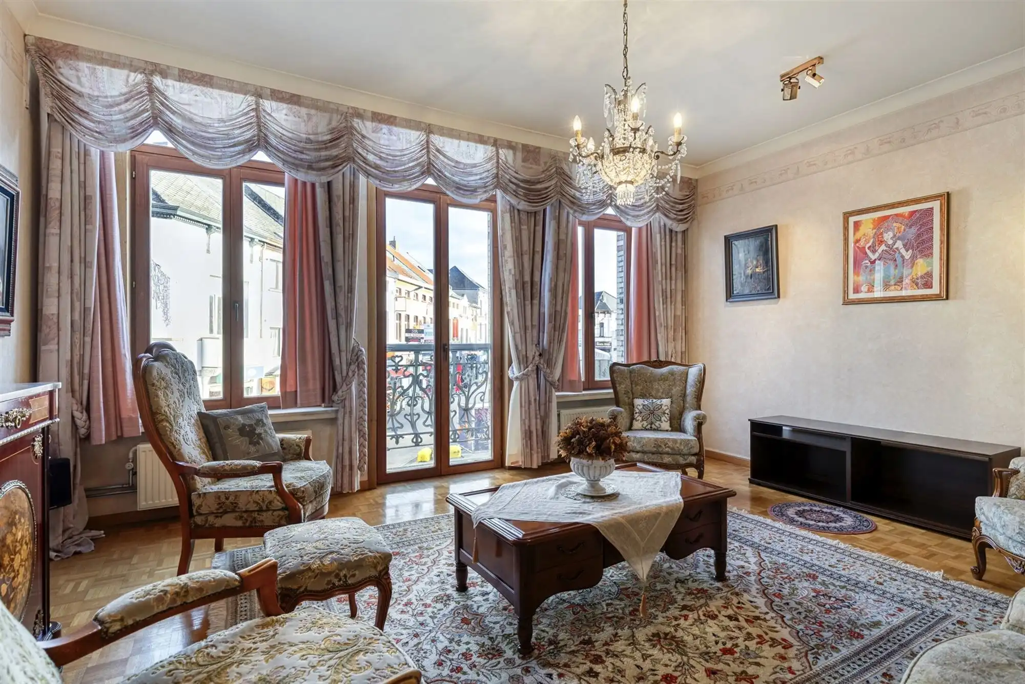 Commercieel pand met woonst op toplocatie. foto 16