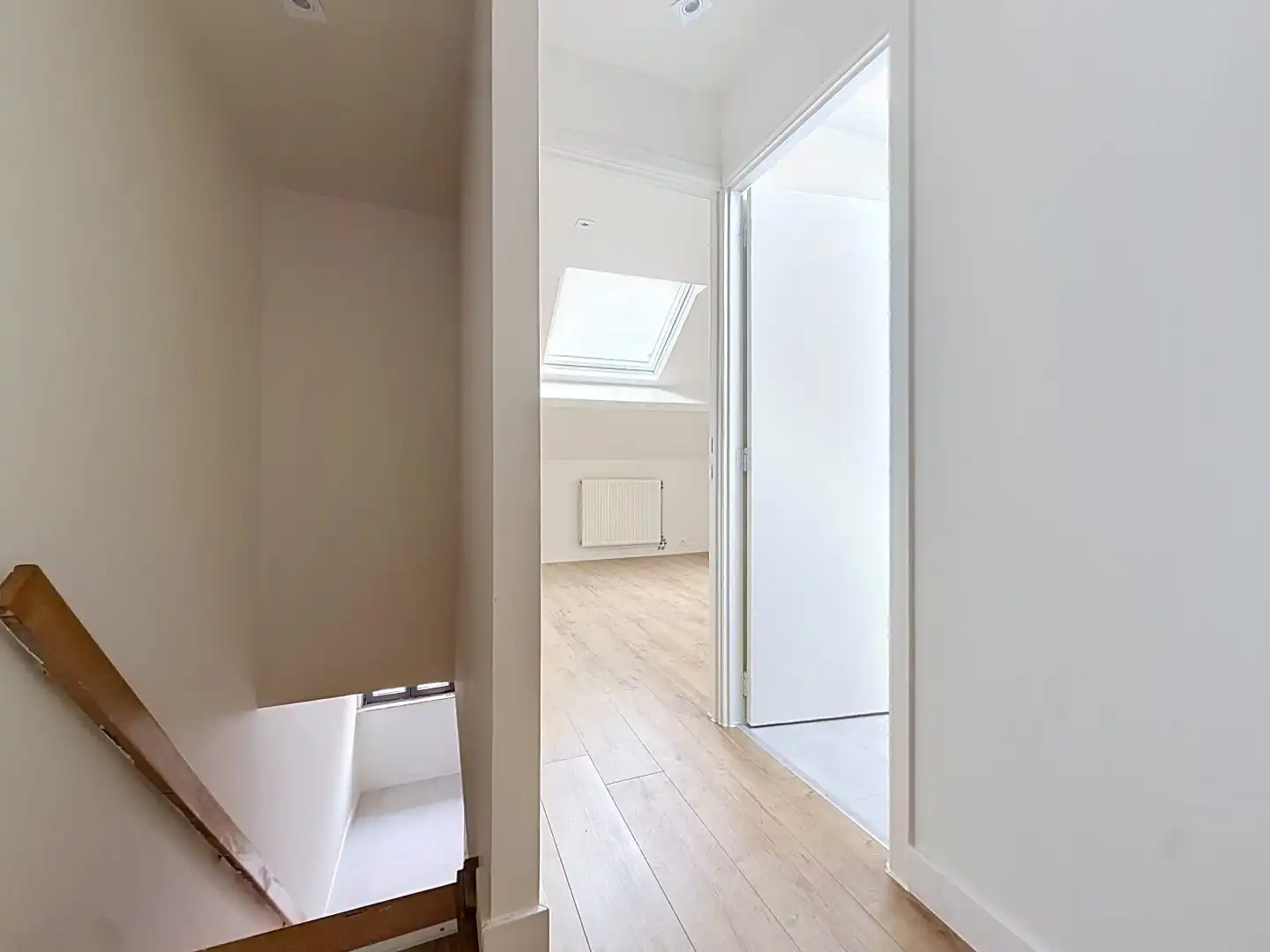 Interessante investeringsopportuniteit – 2 gerenoveerde appartementen! foto 18