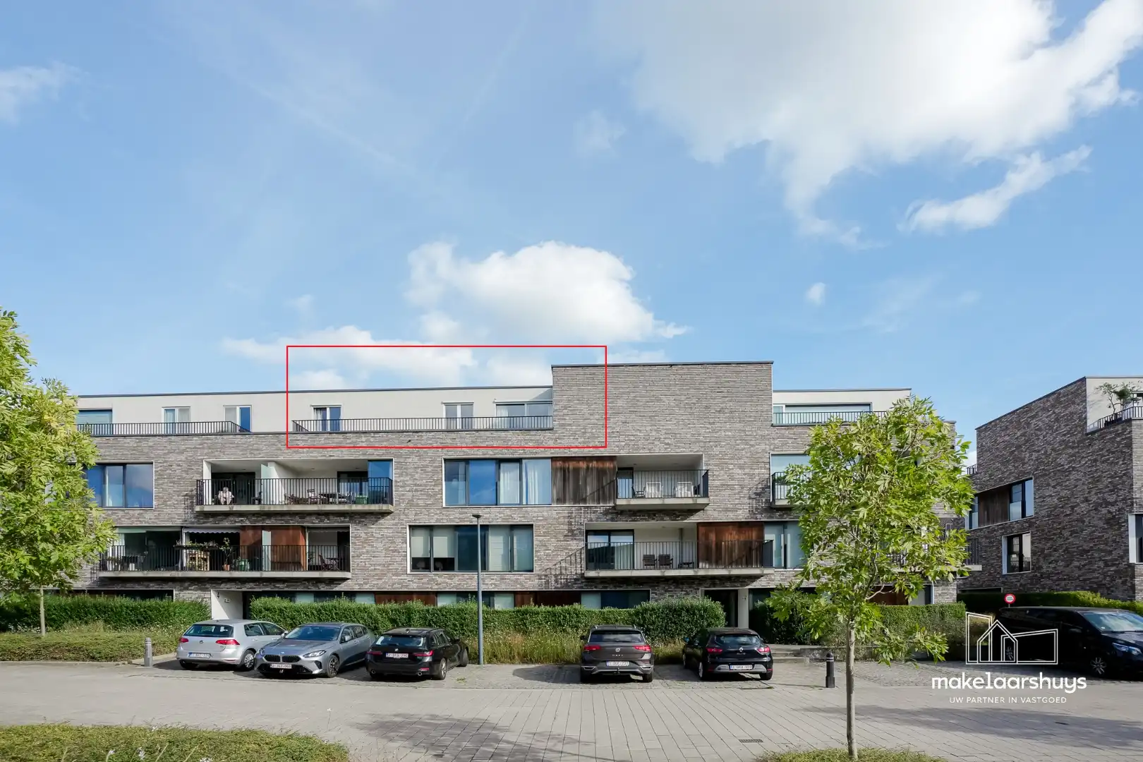 Schitterend en rustig gelegen 3 slpk. app.   foto {{pictureIndex}}