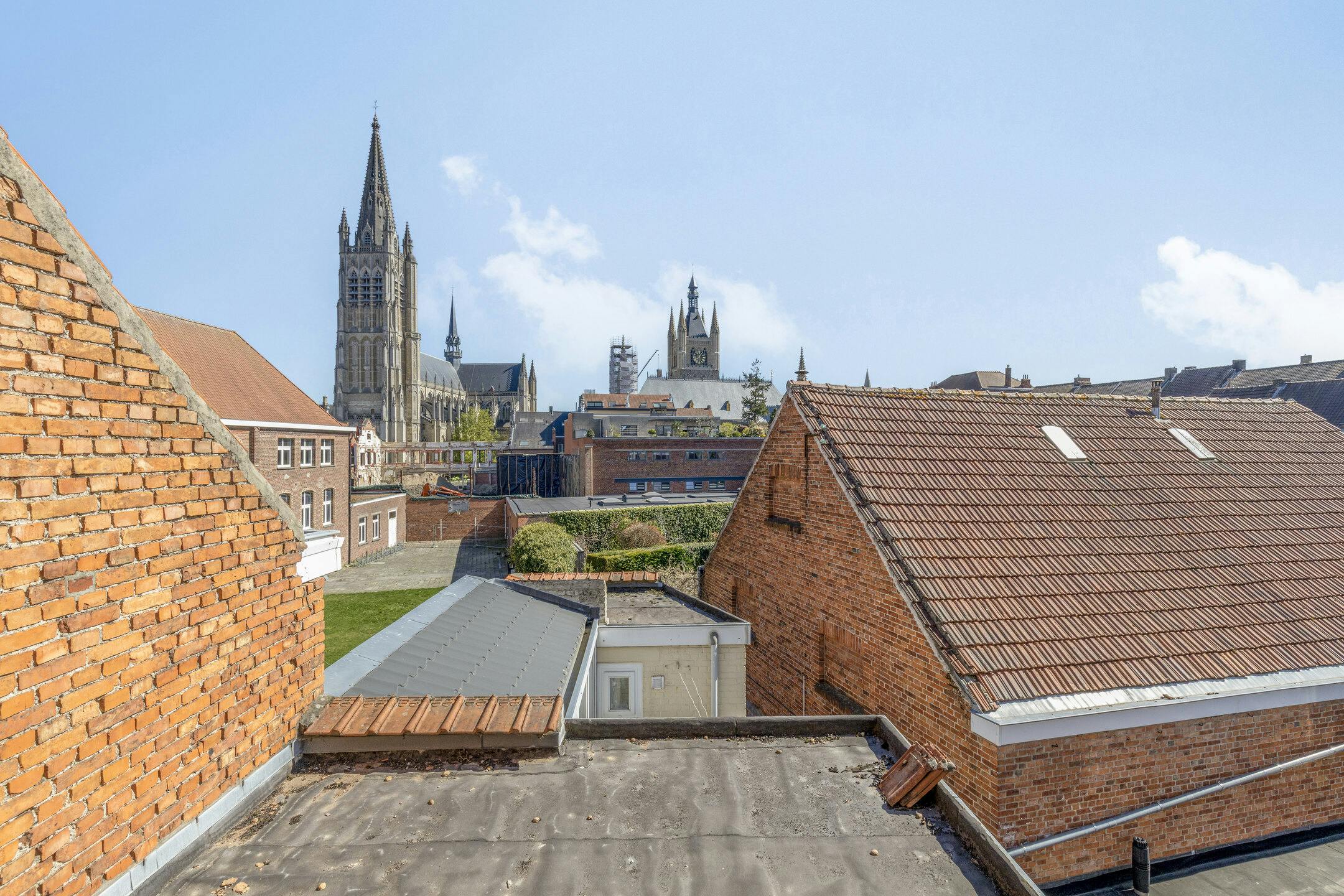 Huis te koop in het centrum van Ieper  foto 12