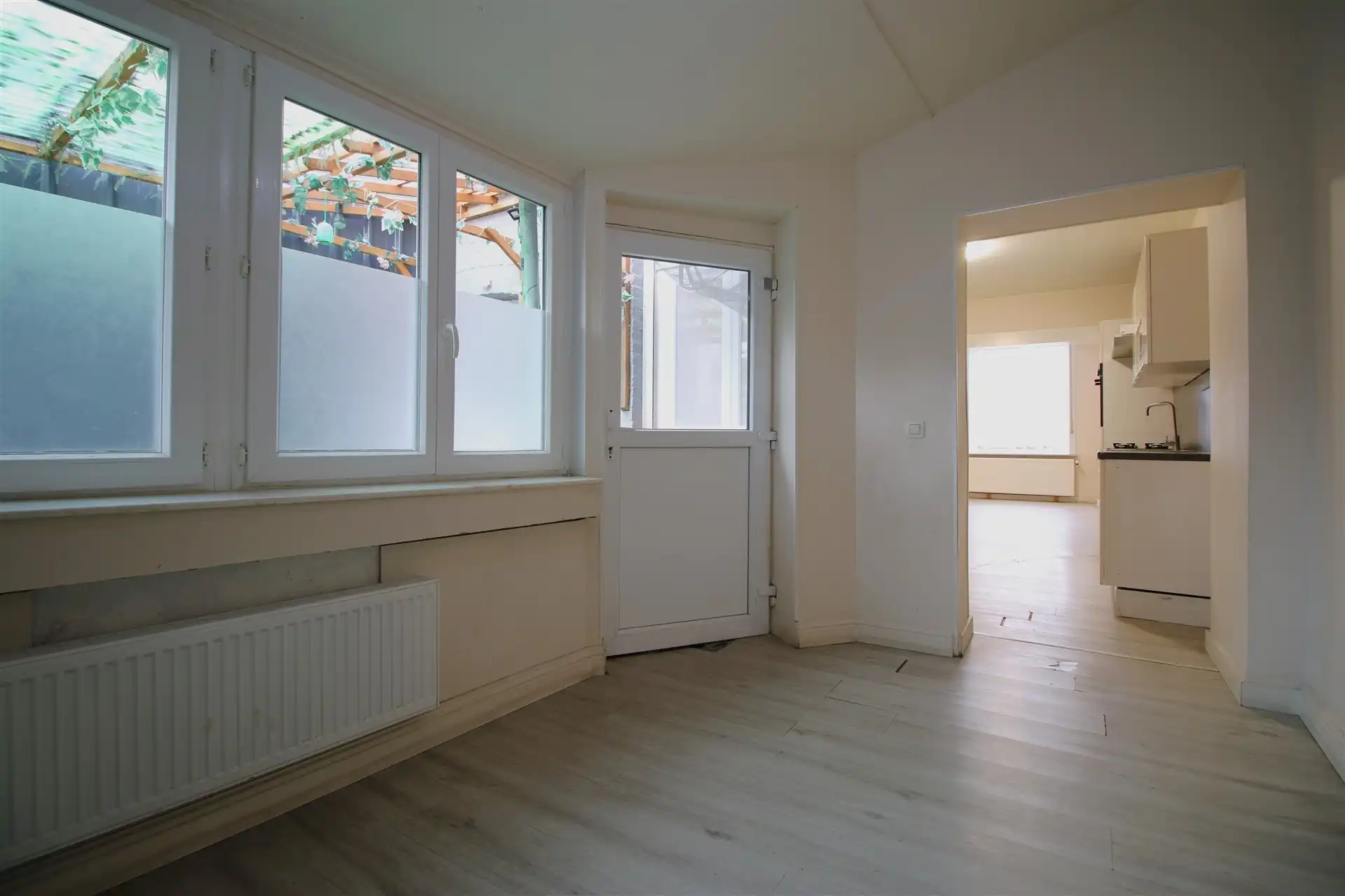 Vernieuwde rijwoning met tuin i.h. centrum foto 8