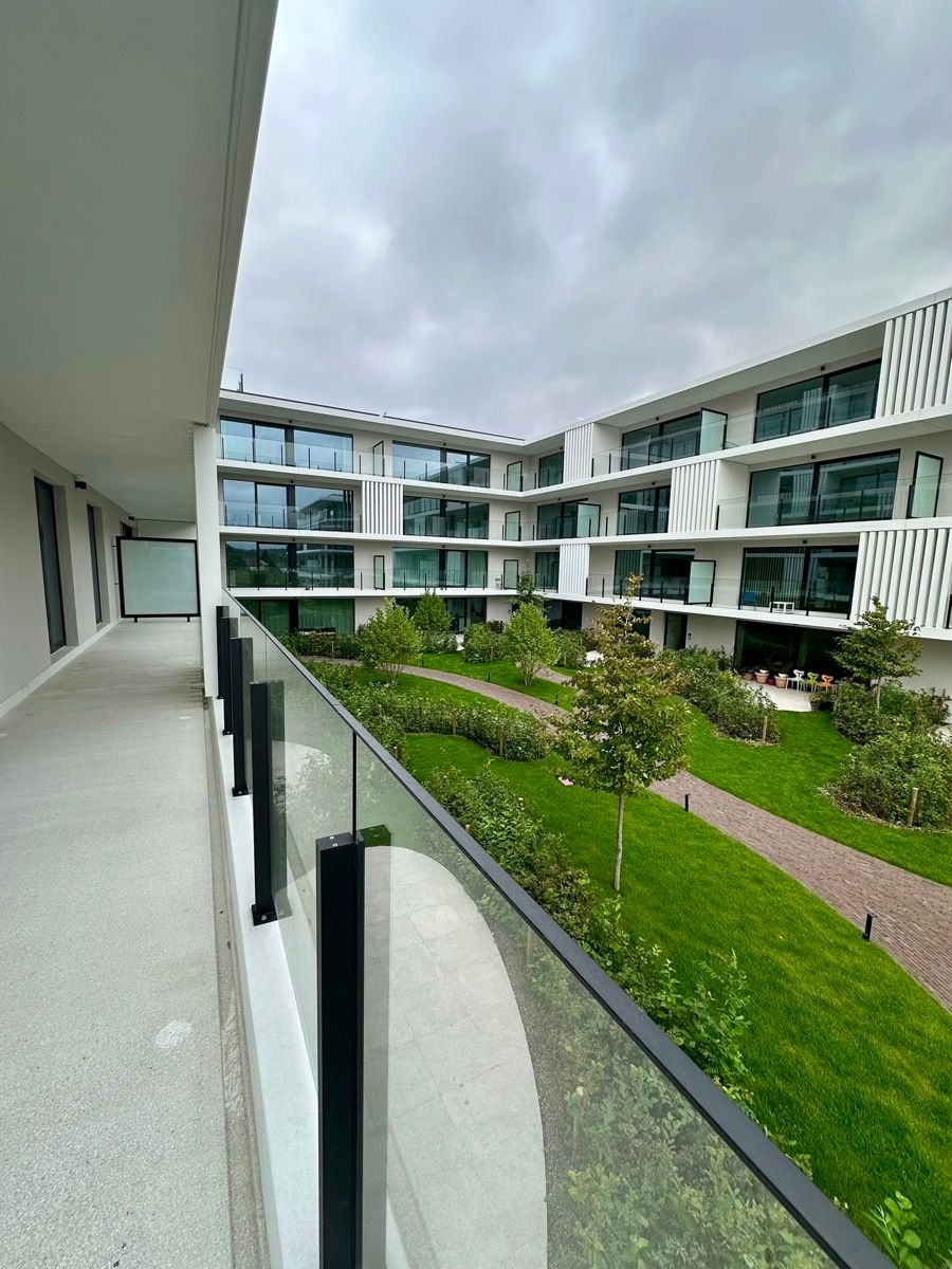 Prachtig 2 slaapkamer appartement met groot TERRAS foto 10
