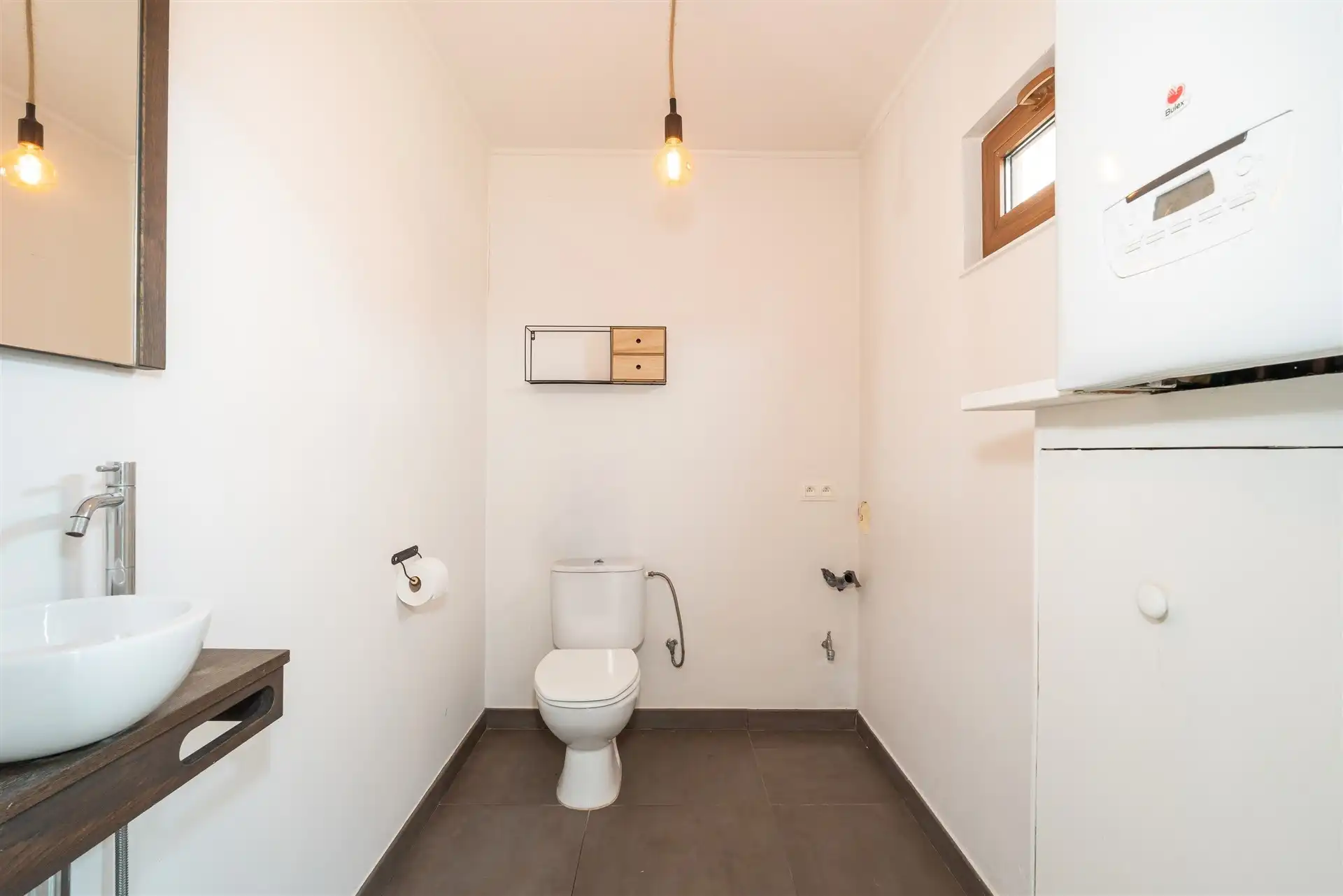 Instapklare, energiezuinige woning met tuin in Wetteren foto 12