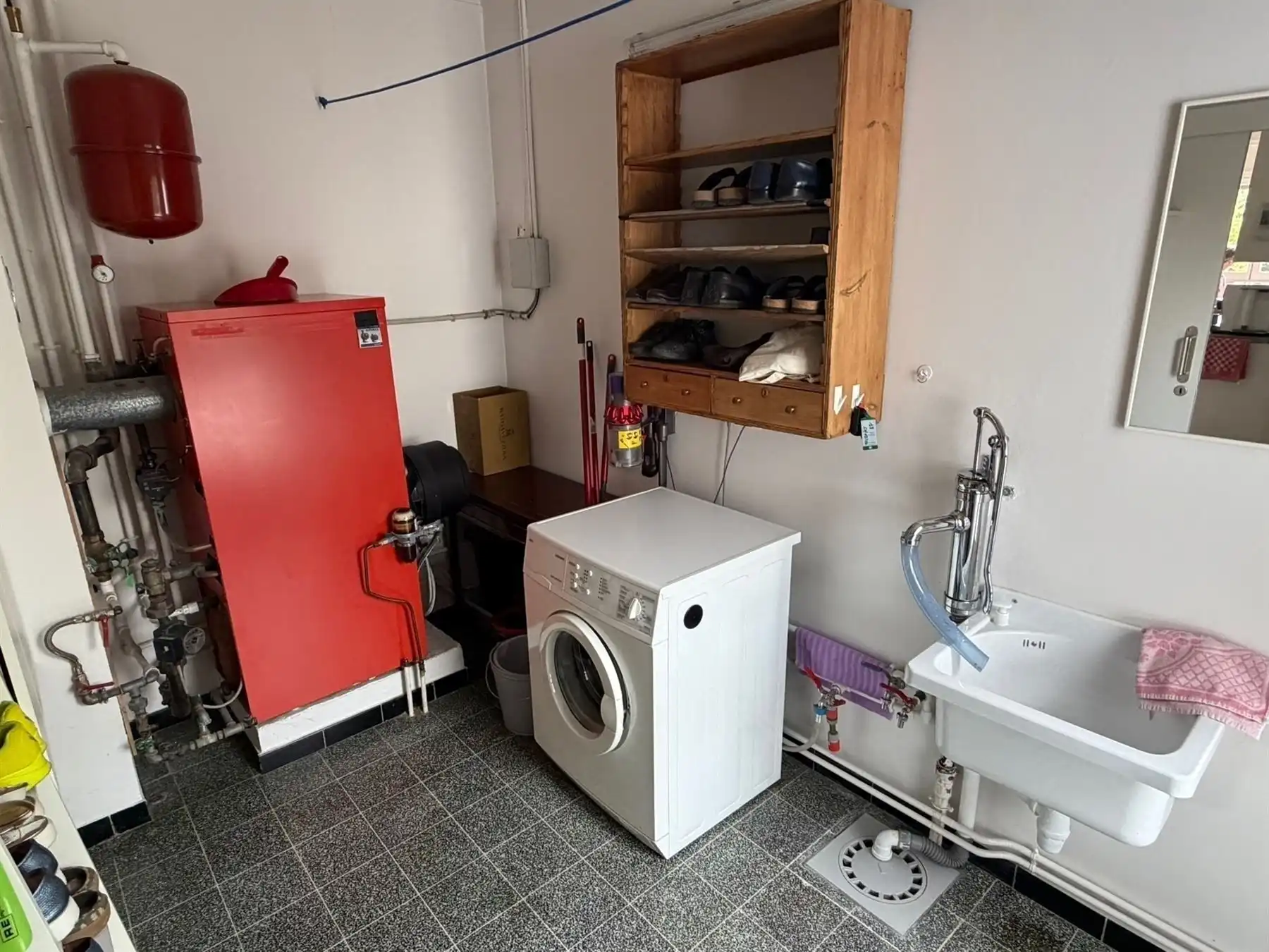 Gerenoveerde en comfortabele gelijkvloerse woning foto 18