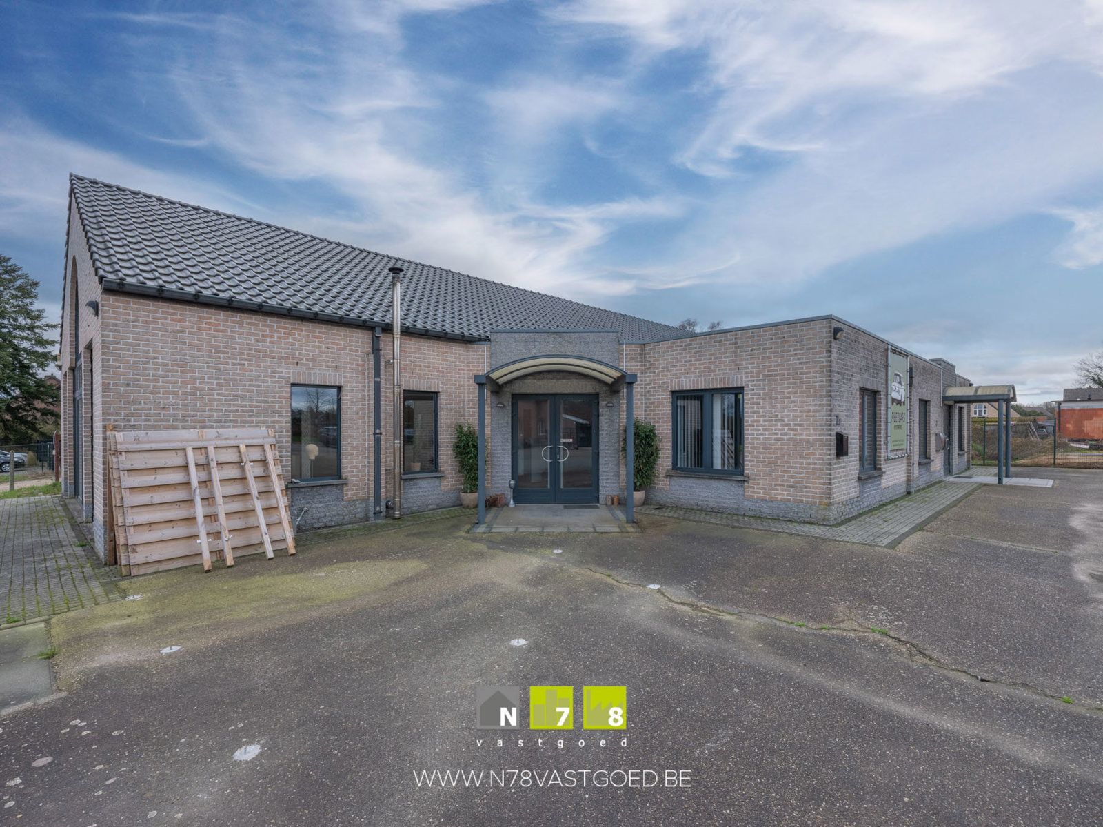 Gebouw te koop foto 4