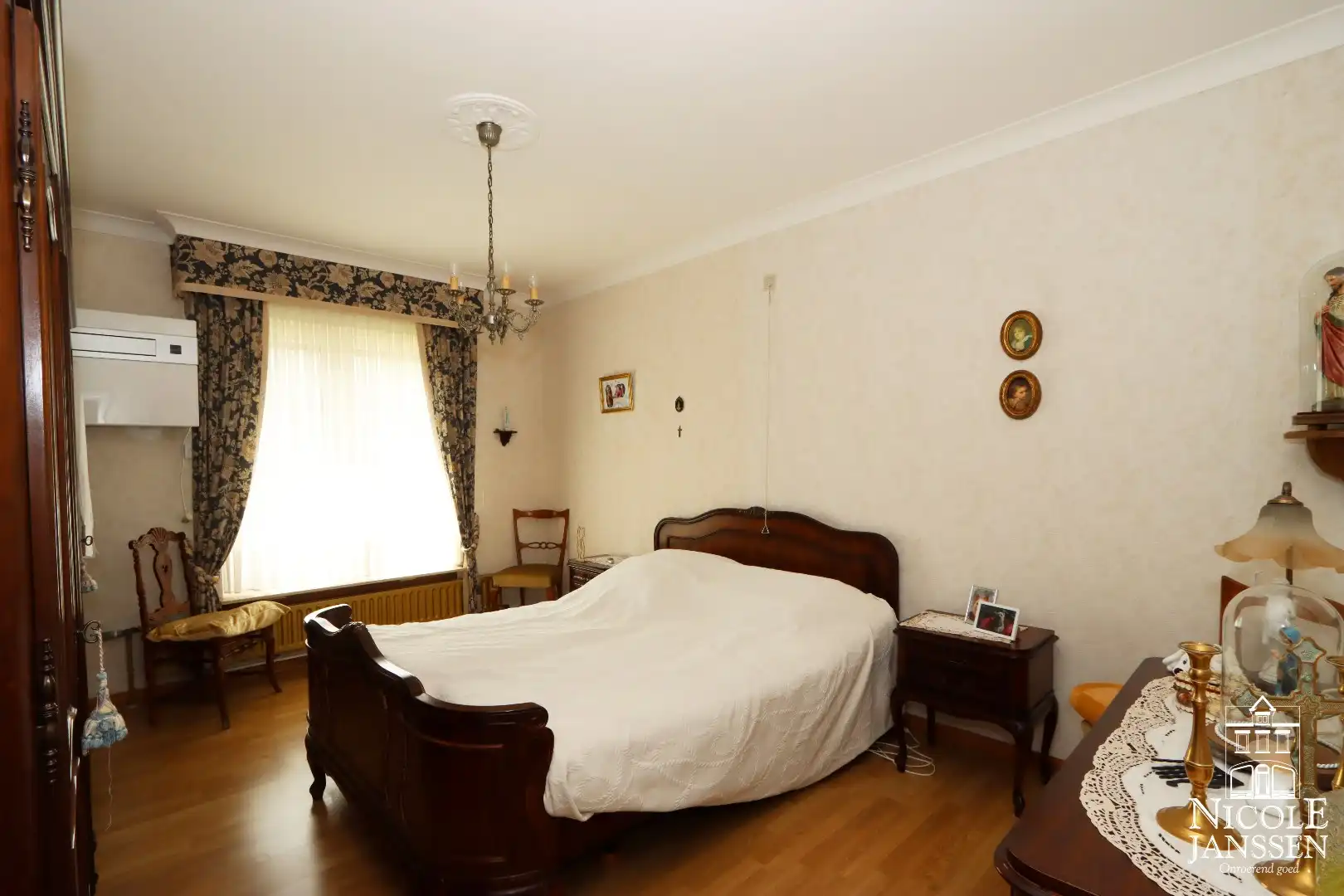 Gelijkvloerse gezinswoning met drie slaapkamers, grote kelder en ruime tuin foto 12