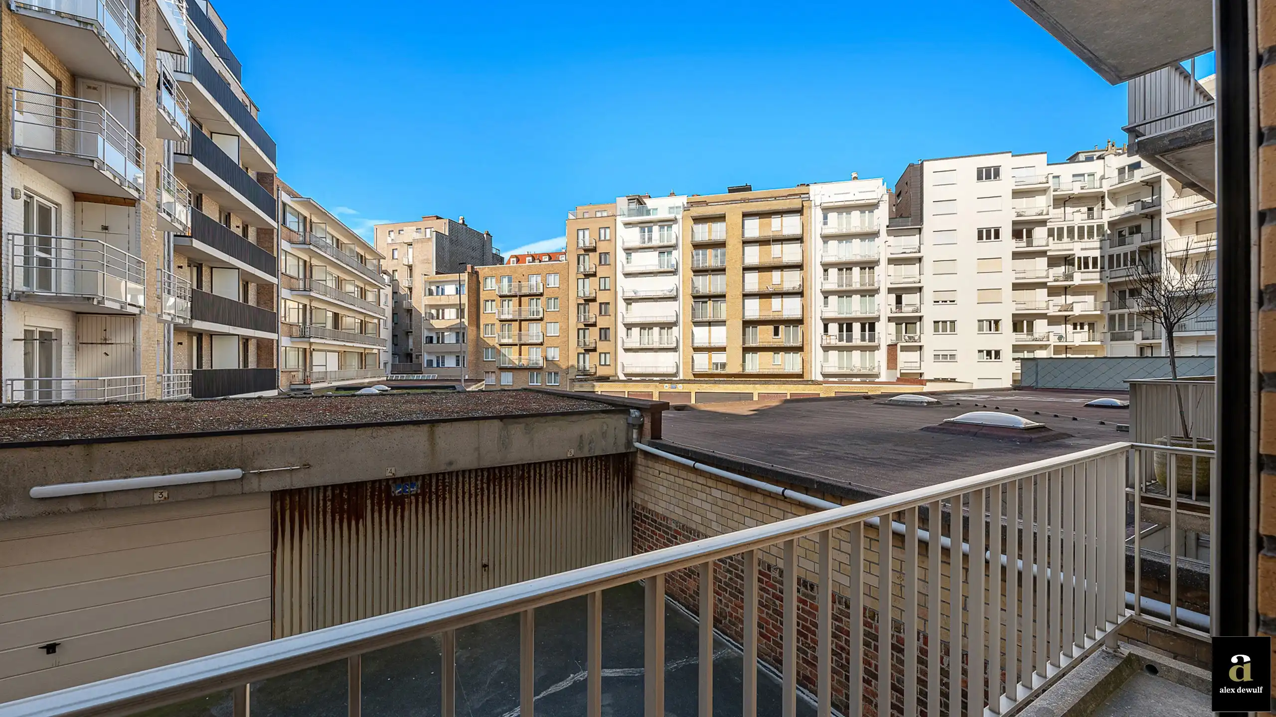 Goed gelegen appartement met zij zeezicht [Zwaluwenlaan]. foto 18