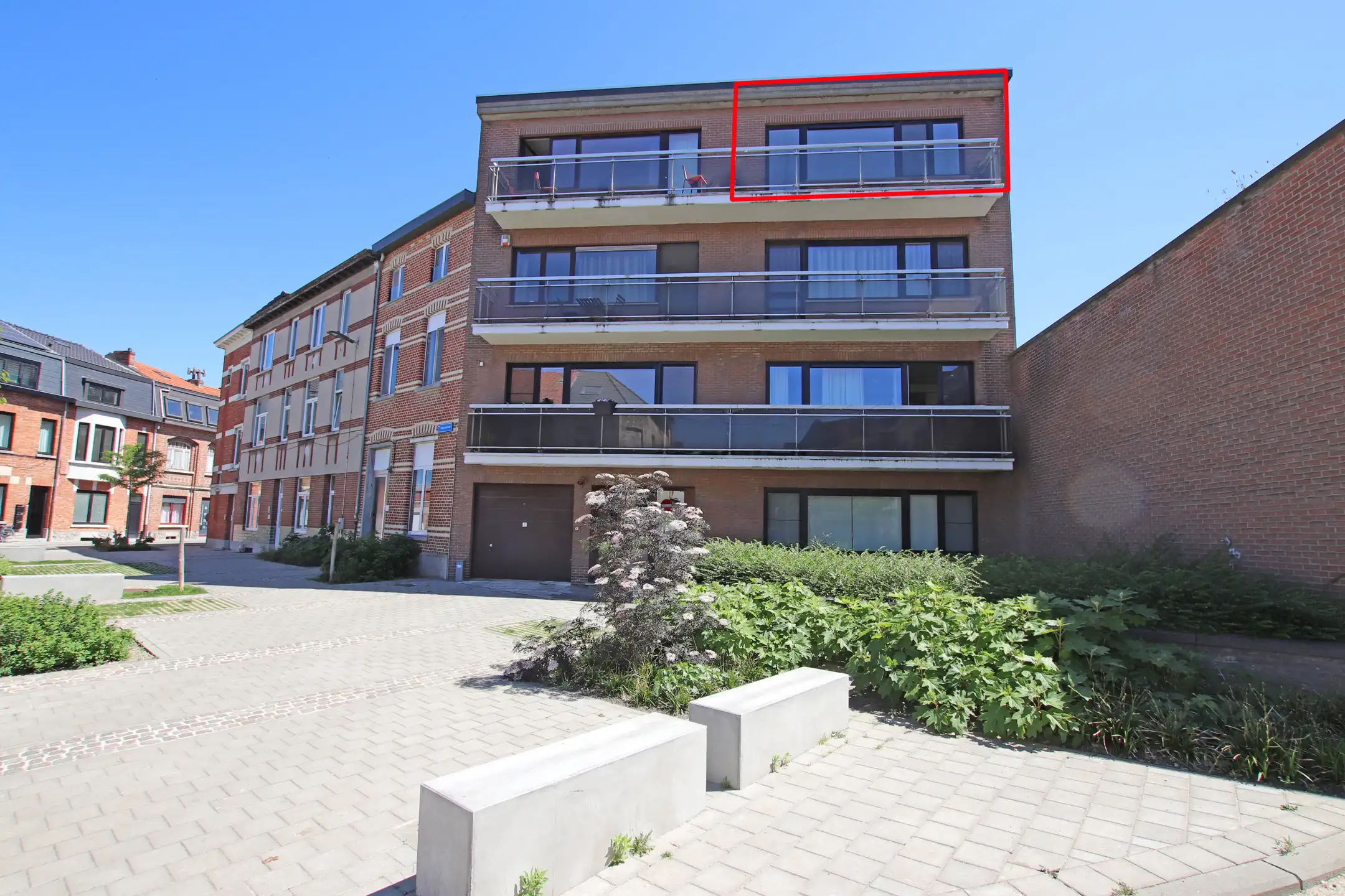 Te huur foto 16