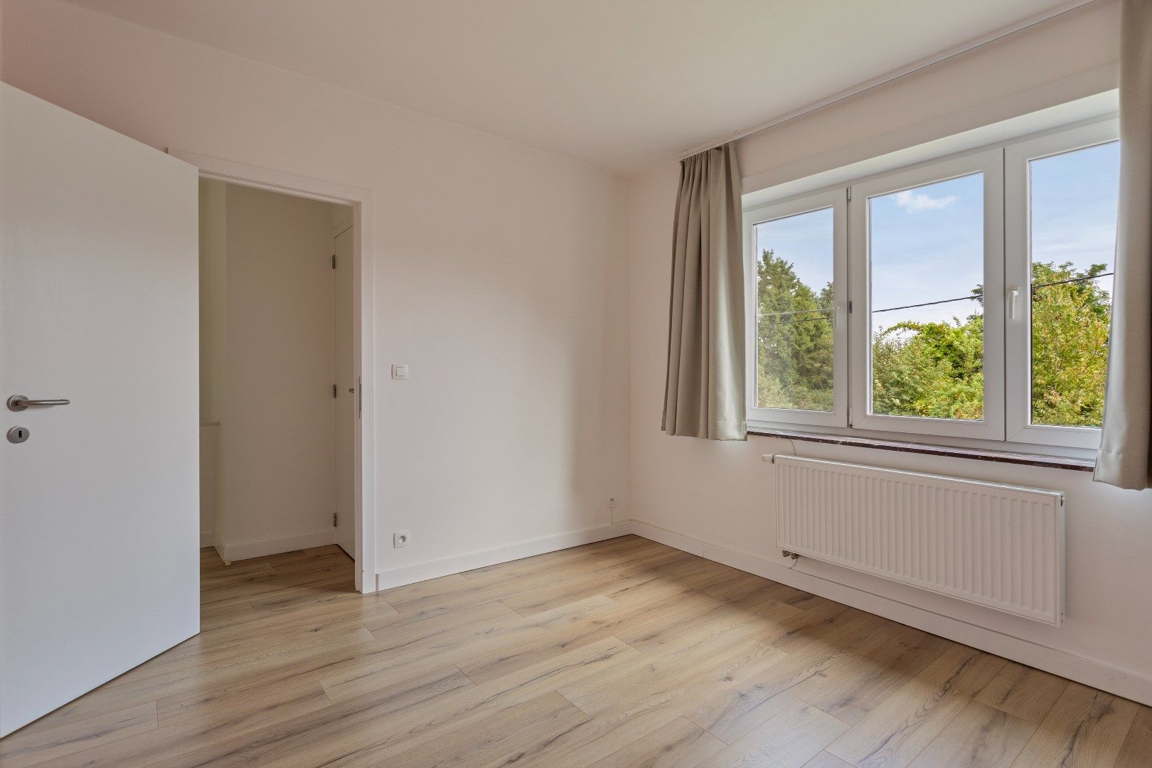 Te huur LEMBEEK: Gerenoveerde woning 2 slpk, bureau en tuin foto 17