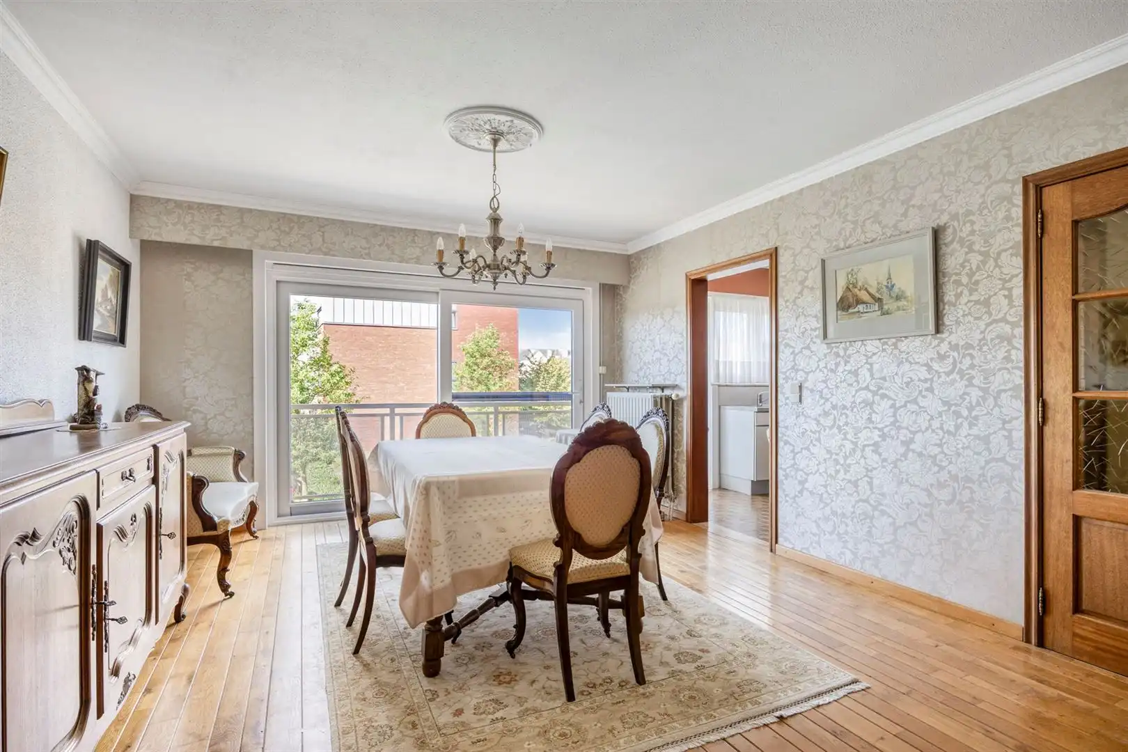 TE KOOP: Verzorgd appartement met 2 slaapkamers en ondergrondse staanplaats in hartje Heusden! foto 6
