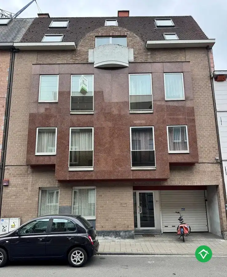 Appartement met 2 slaapkamers en autostandplaats in centrum Leuven foto {{pictureIndex}}
