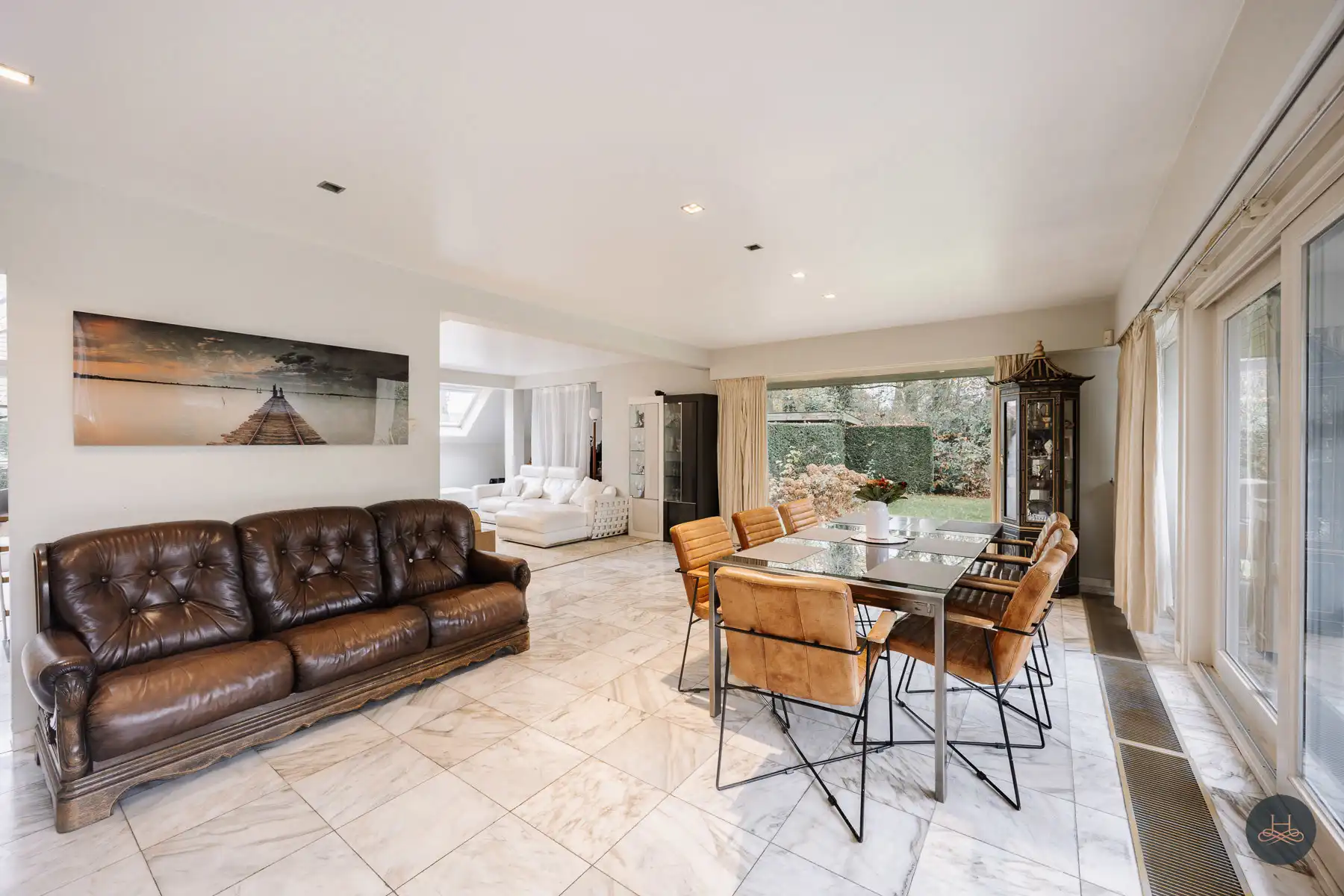 Functionele villa te koop met prachtige bomen op toplocatie foto 8