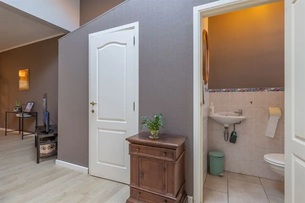 Ruime gezinswoning in het hartje van Scherpenheuvel foto 8