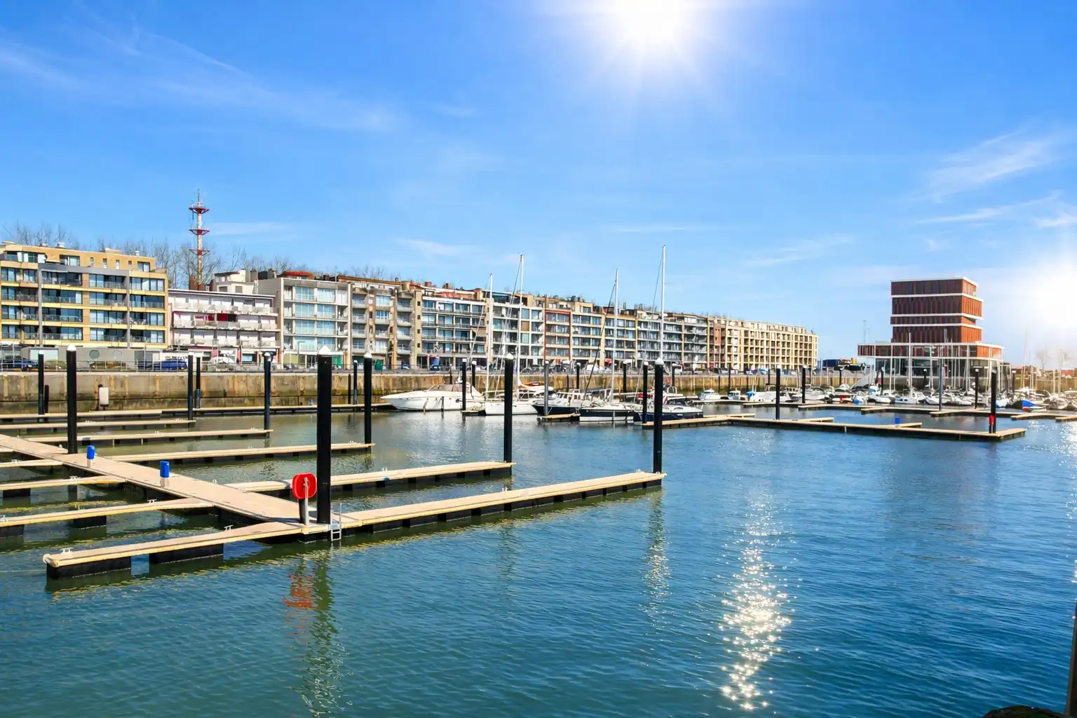Hoofdfoto van de publicatie:  Sfeervol appartement op de Rederskaai te Zeebrugge