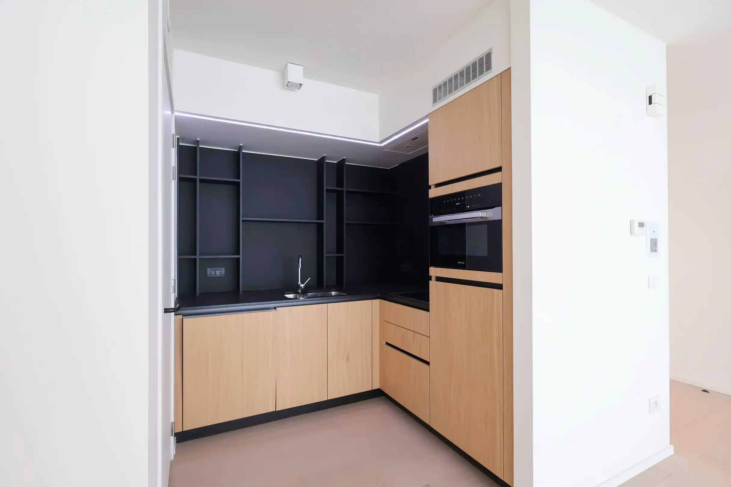 Moderne serviceflat met ondergrondse parkeerplaats en berging inbegrepen – Residentie Cust’O Oostduinkerke foto 5