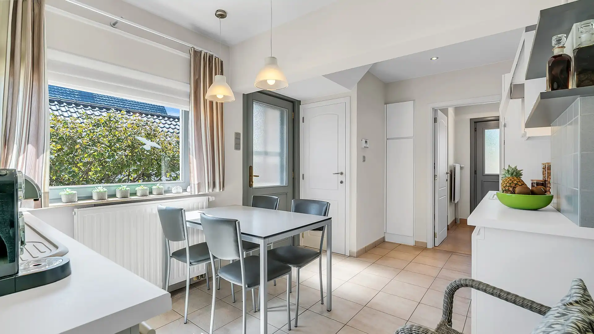 Charmante woning 3 slaapkamers een gezellige tuin te As foto 8