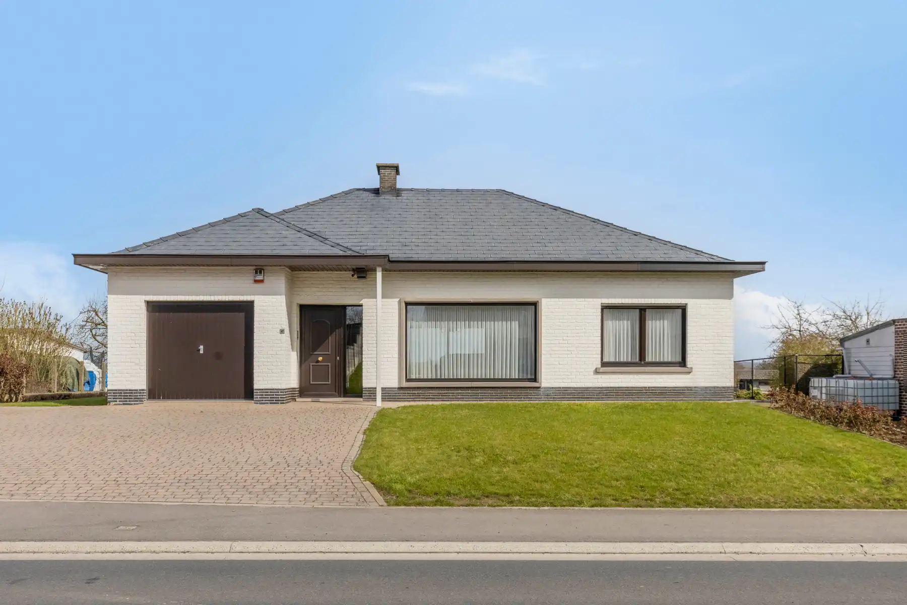 Charmante bungalow ruim perceel foto 26