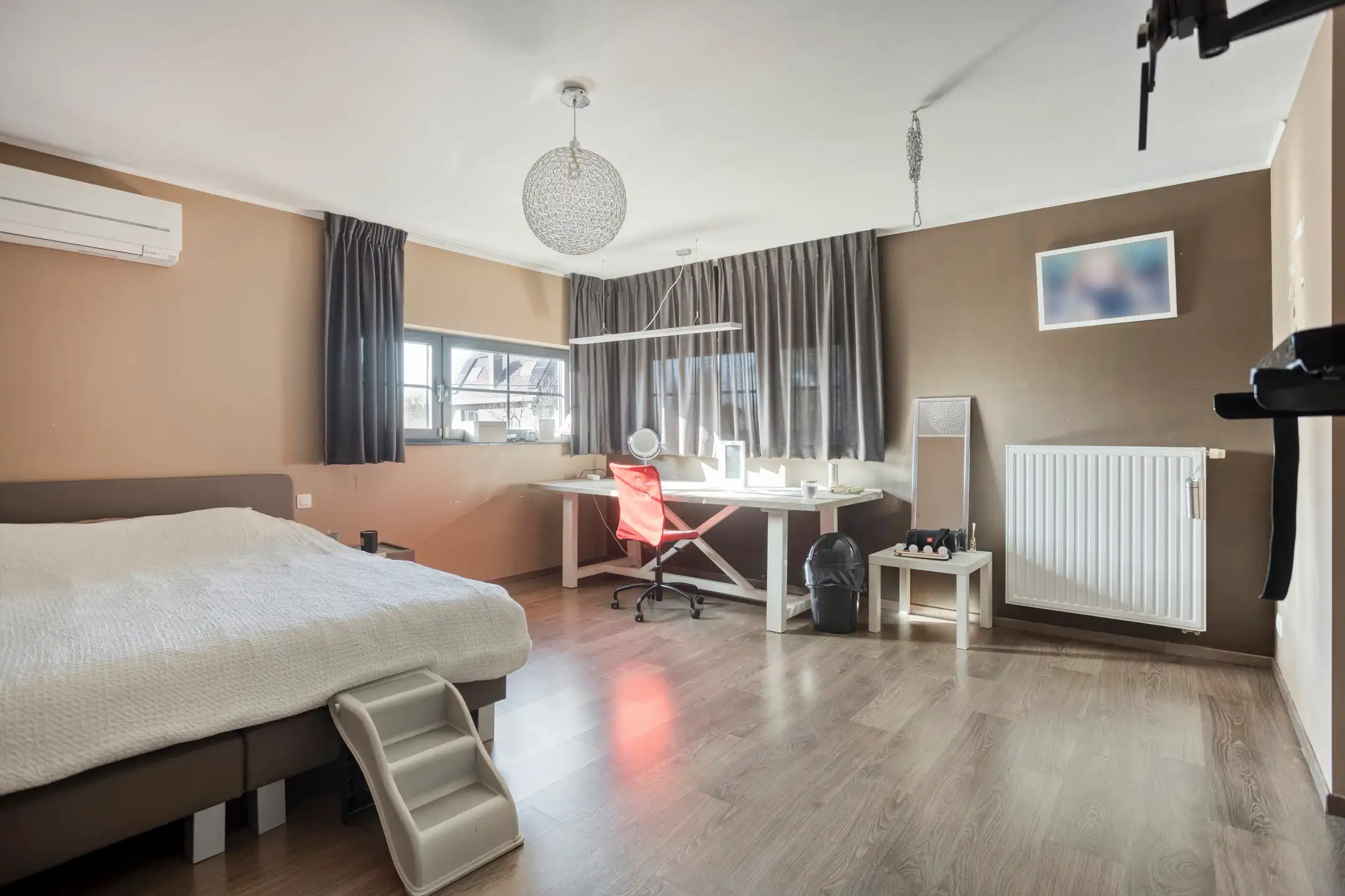 Recente vrijstaande woning op perceel van 10a foto 19