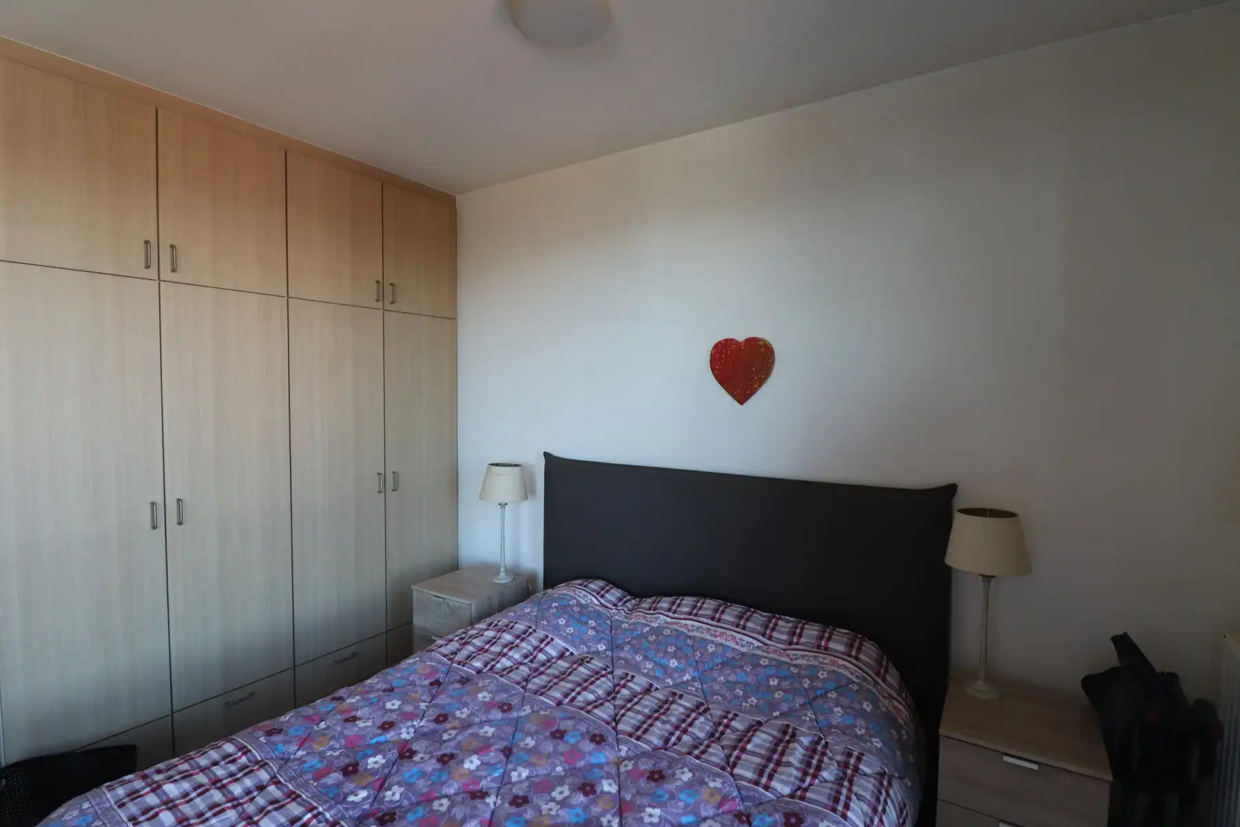 Studio op de dakverdieping met lift,  terras en kelderberging. foto 6