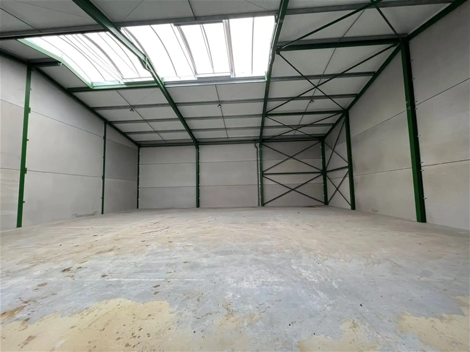 Nieuwbouw KMO units langs de E40 foto 8