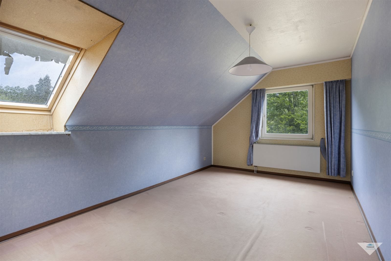 Ruime woning met veel potentieel foto 13