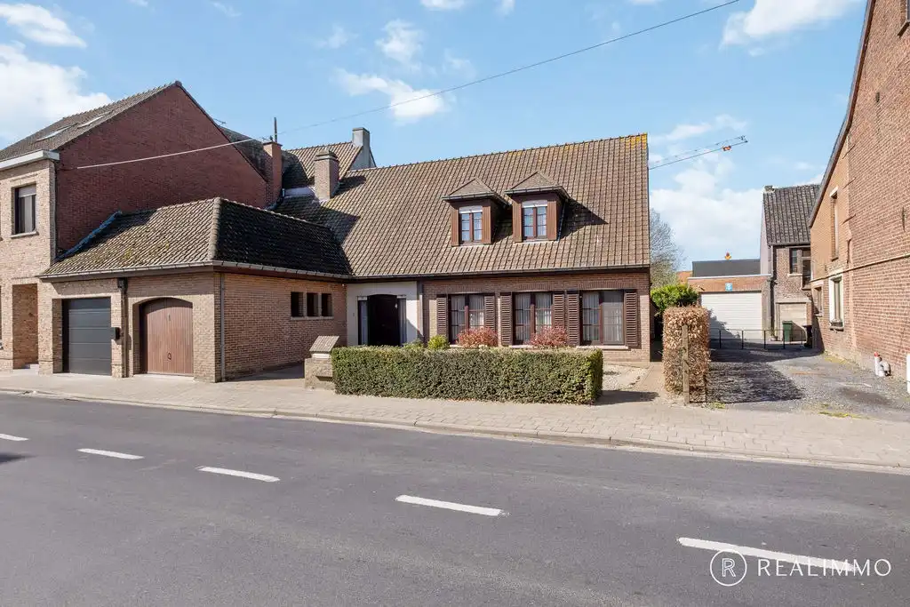 Royale woning met zuidwestgerichte tuin foto 2