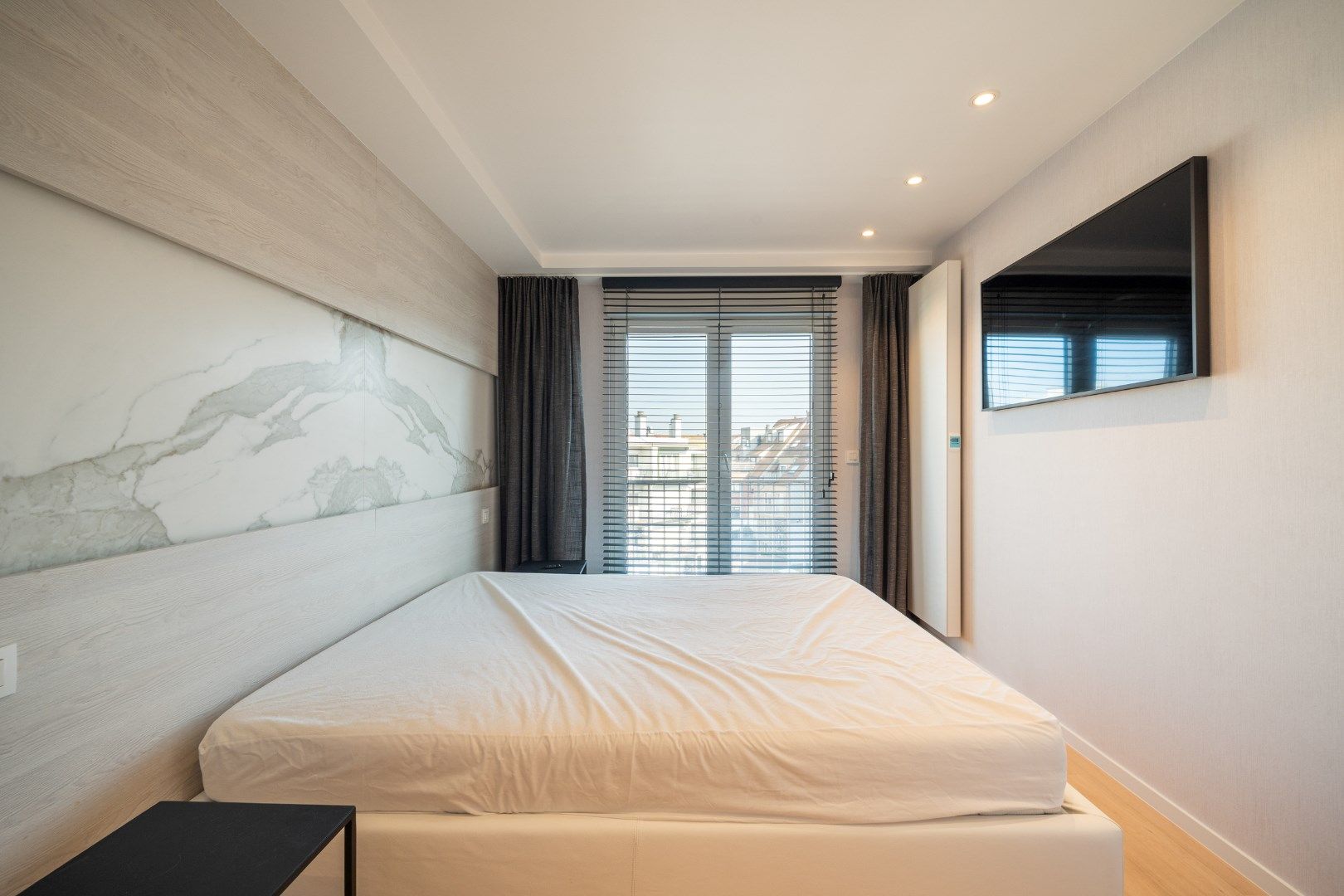 Stijlvol appartement op toplocatie in de Lippenslaan foto 14