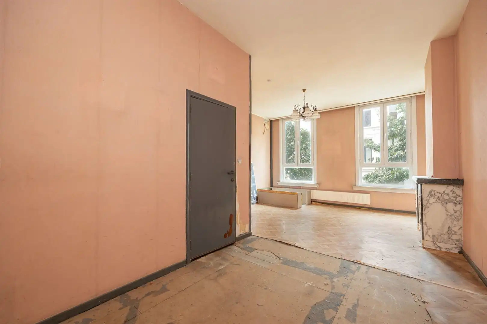 Te renoveren opbrengsteigendom op premium locatie foto 16