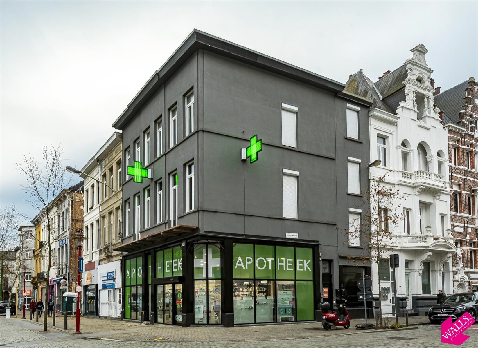 Modern gerenoveerd 1 slaapkamer appartement op centrale ligging!  foto 8