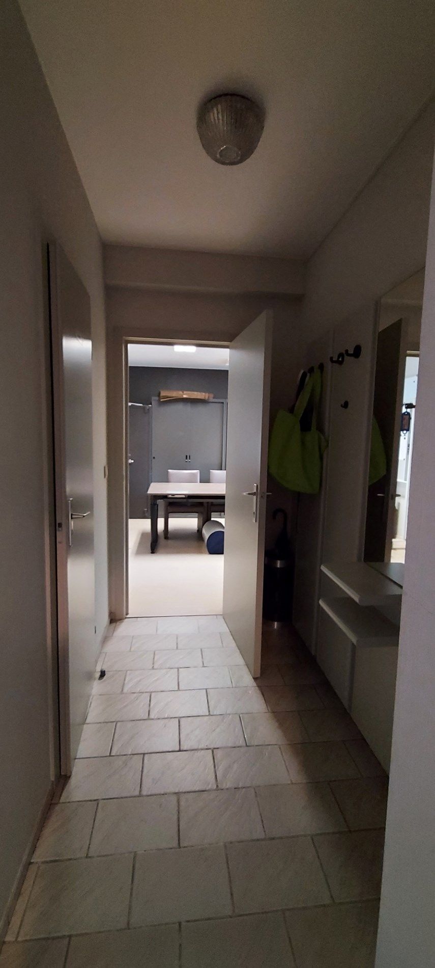 154m² kantoorruimte te huur in het centrum van Oostduinkerke. foto 15