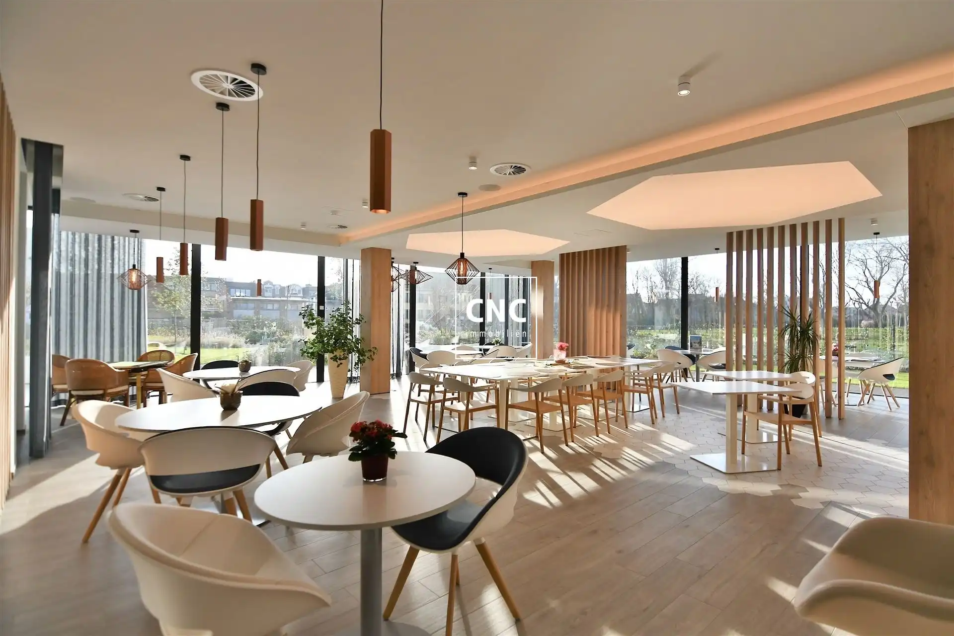 Volledig afgewerkt serviceflat in een luxueuze residentie foto 5