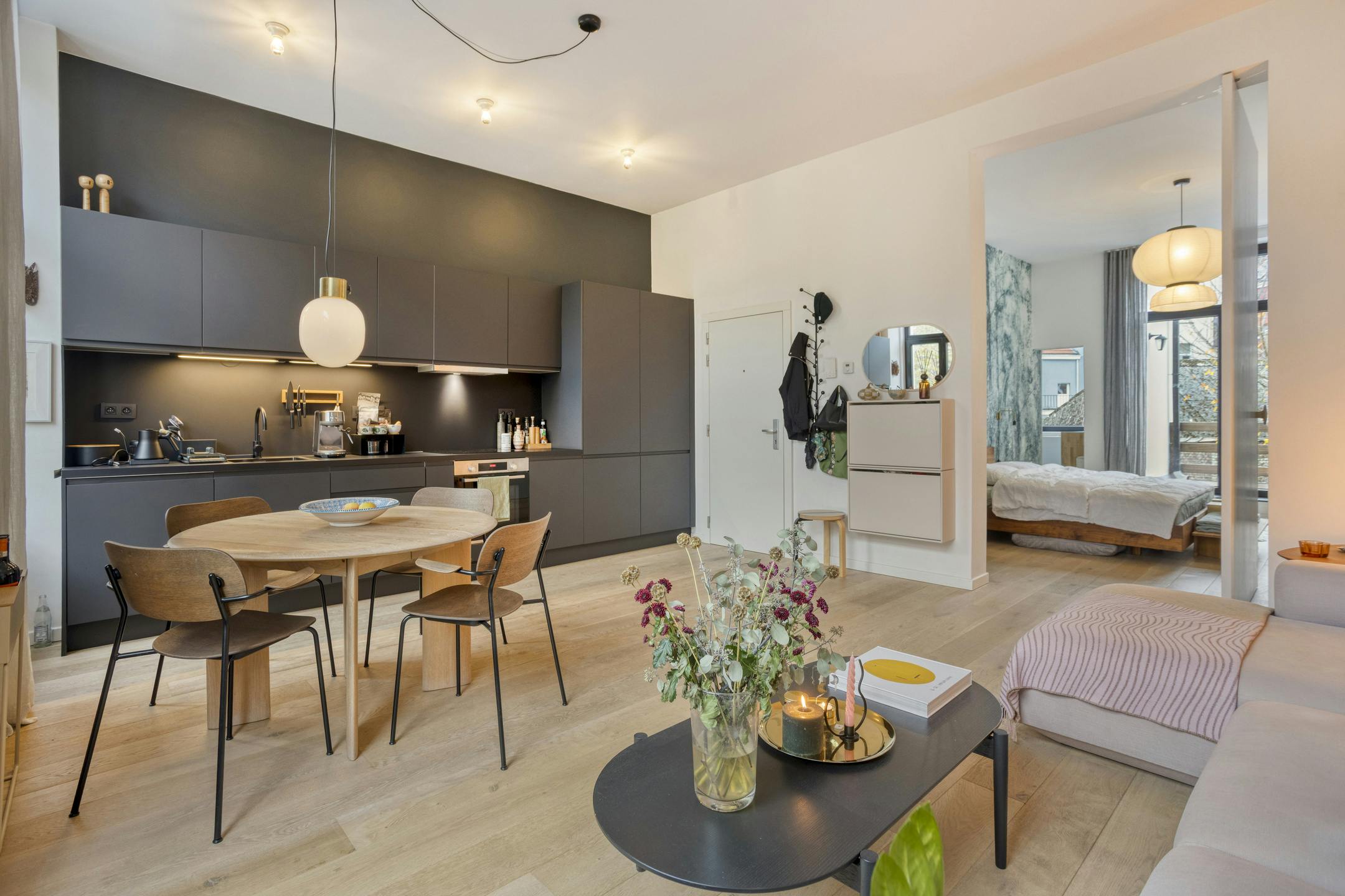 Volledig gerenoveerd appartement in Sint-Gillis foto 5