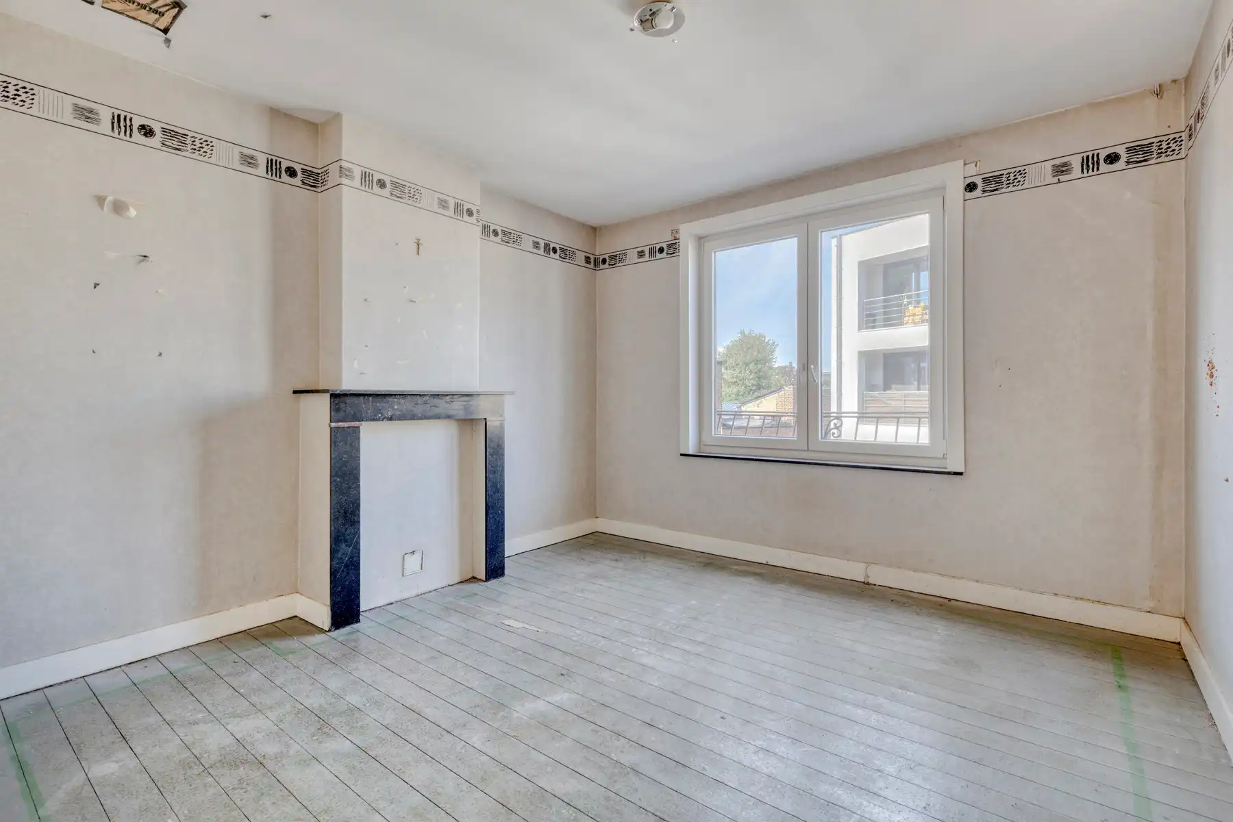 Op te frissen woning met 2 slaapkamers en inrichtbare zolder foto 9