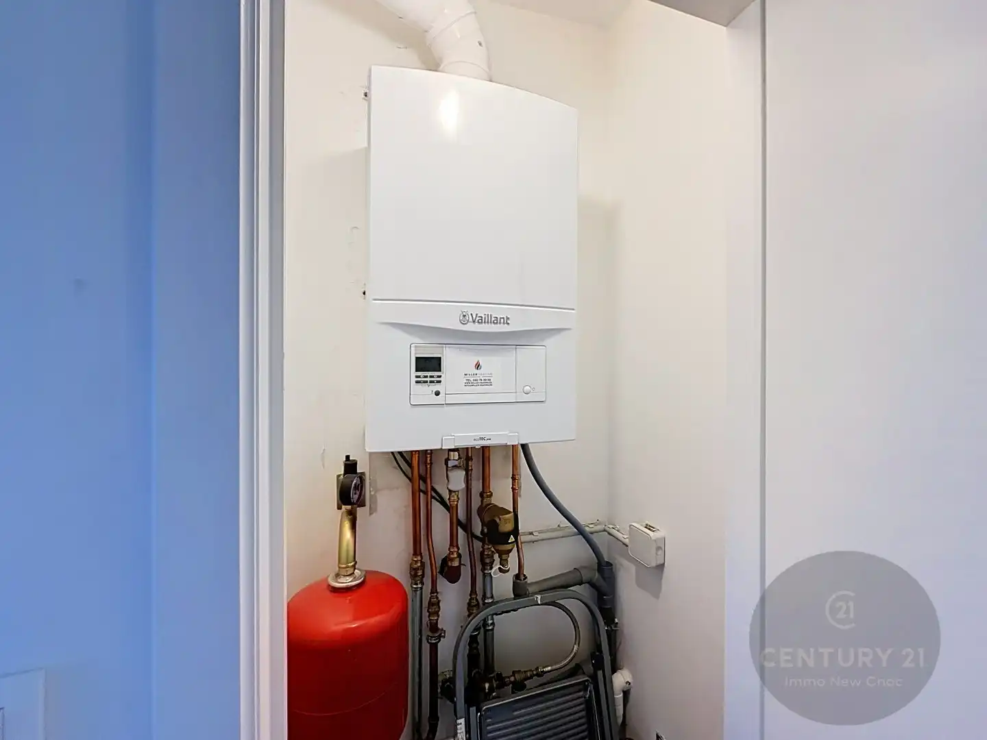 Ruim modern appartement met lift in Oud Knokke, dorp centrum, 2 slaapkamers, fietsberging,  bouwjaar 1985, energielabel C foto 19