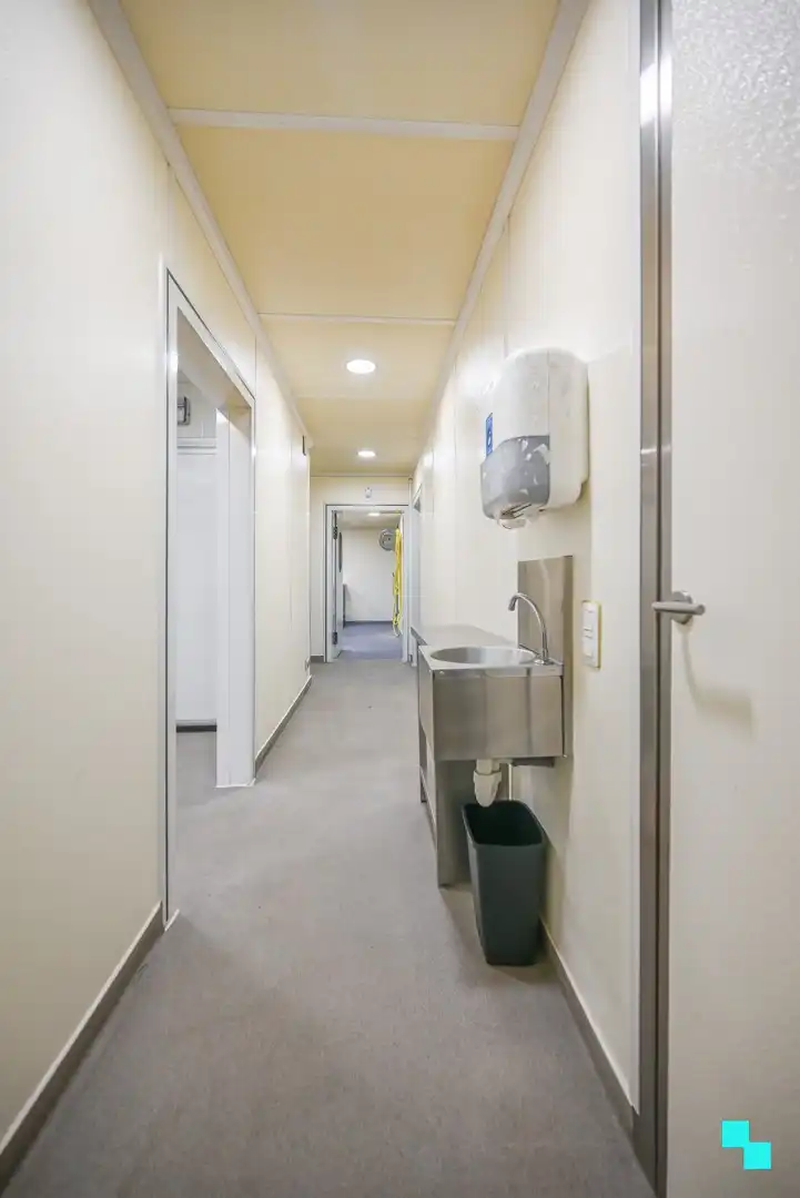 Multifunctionele handelszaak met loods en appartement in Anzegem! foto 8